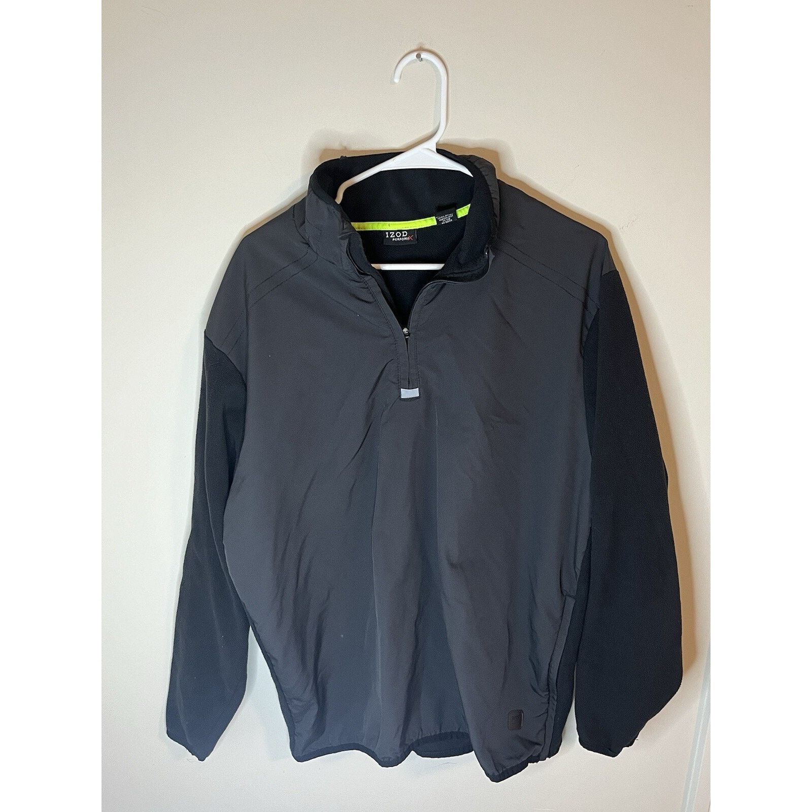 Izod Izod Perform X Mens Size Large Black 1/4 Zip Pullover Size US L / EU 52-54 / 3 - 1 Thumbnail