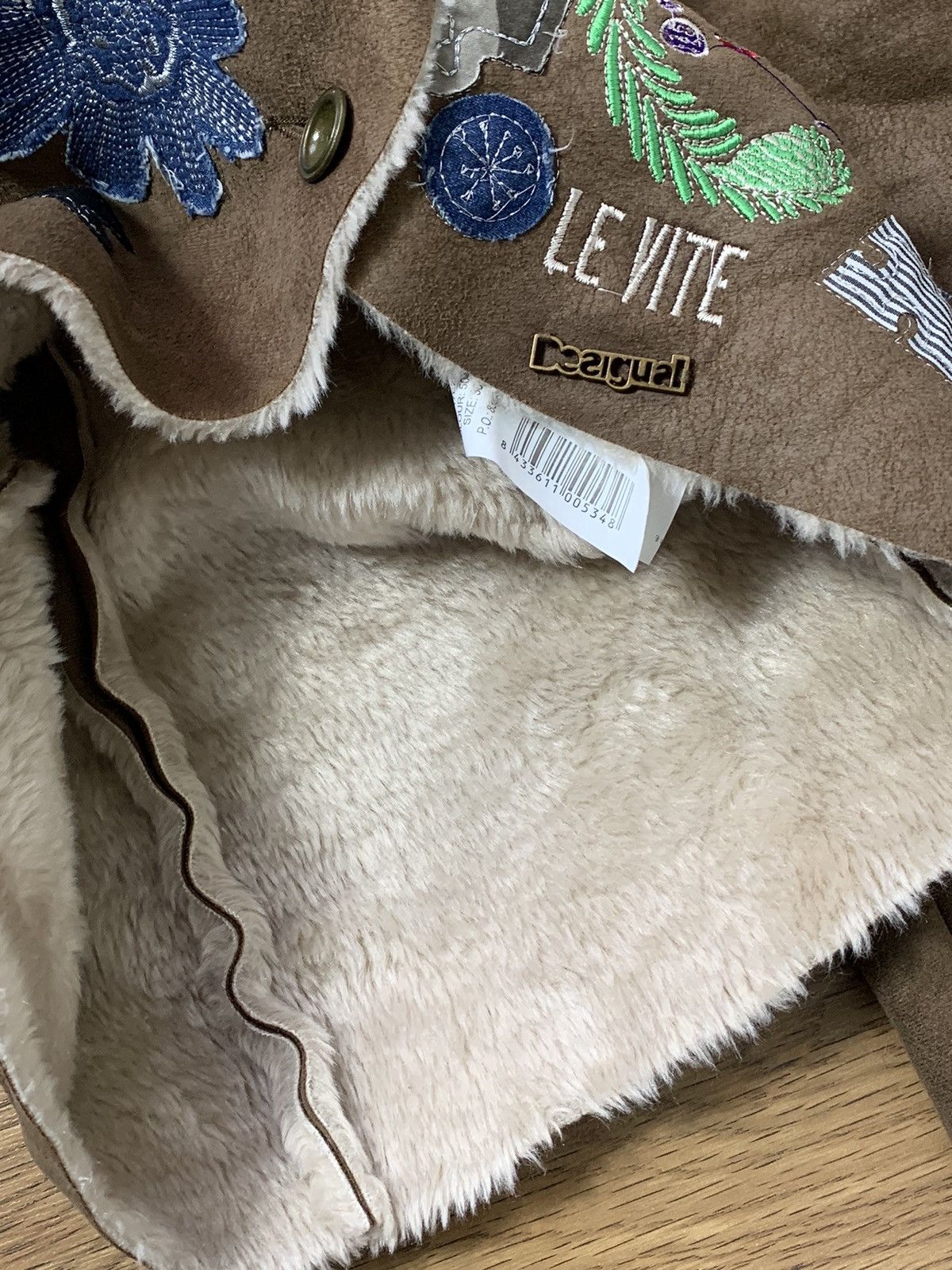 Desigual VINTAGE DESIGUAL AVANT GARDE 2000s SHEEPSKIN COAT Size XS / US 0-2 / IT 36-38 - 12 Thumbnail