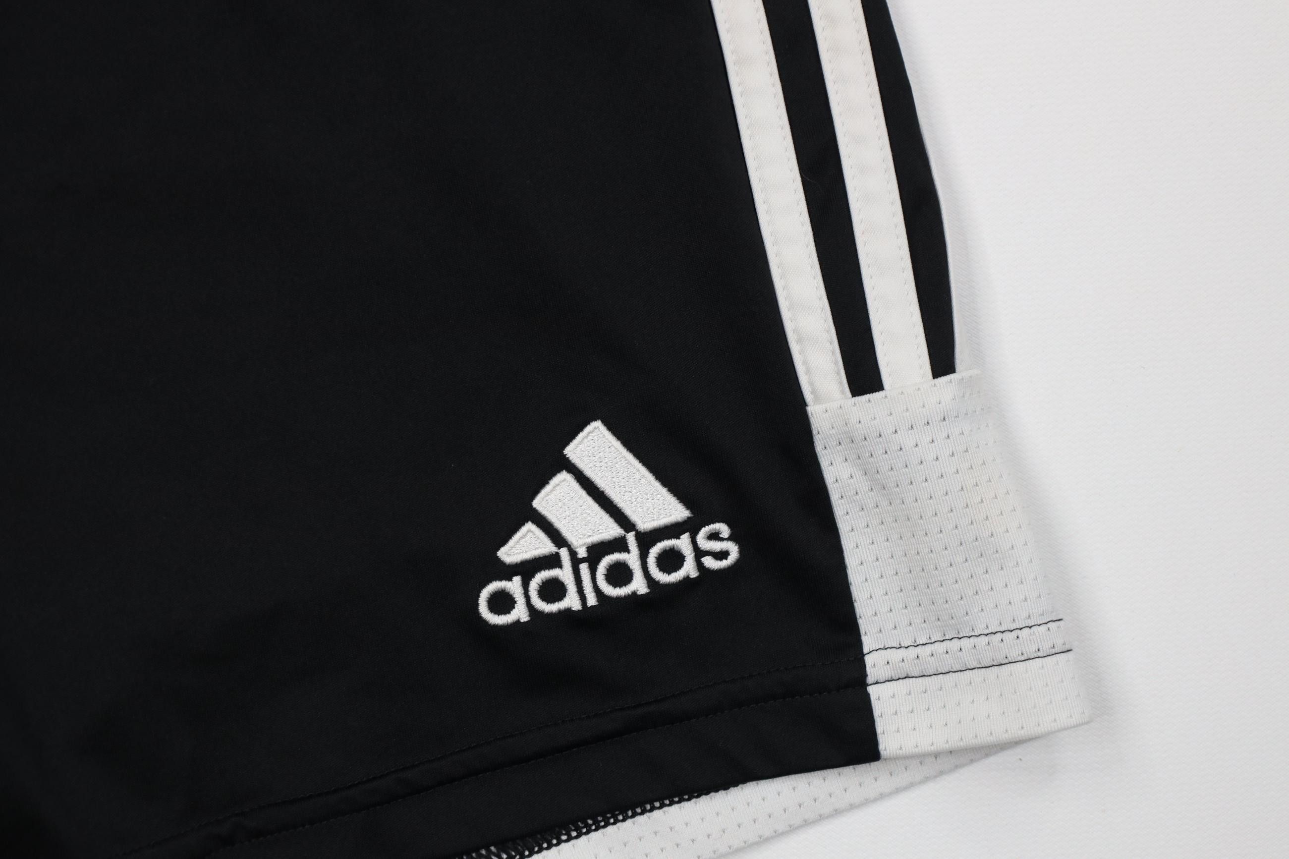 Adidas Vintage Y2K Adidas Above Knee Running Jogging Soccer Shorts Size US 32 / EU 48 - 5 Thumbnail
