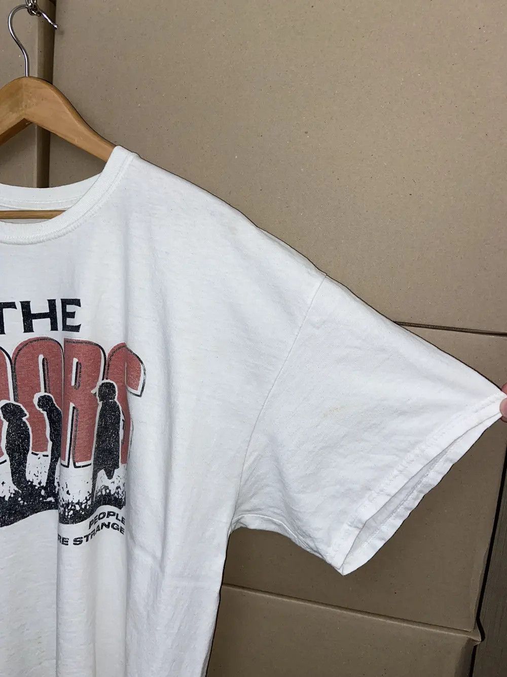 Band Tees VINTAGE THE DOORS PEOPLE ARE STRANGE ROCK BAND TEE T SHIRT Size US XXL / EU 58 / 5 - 9 Thumbnail