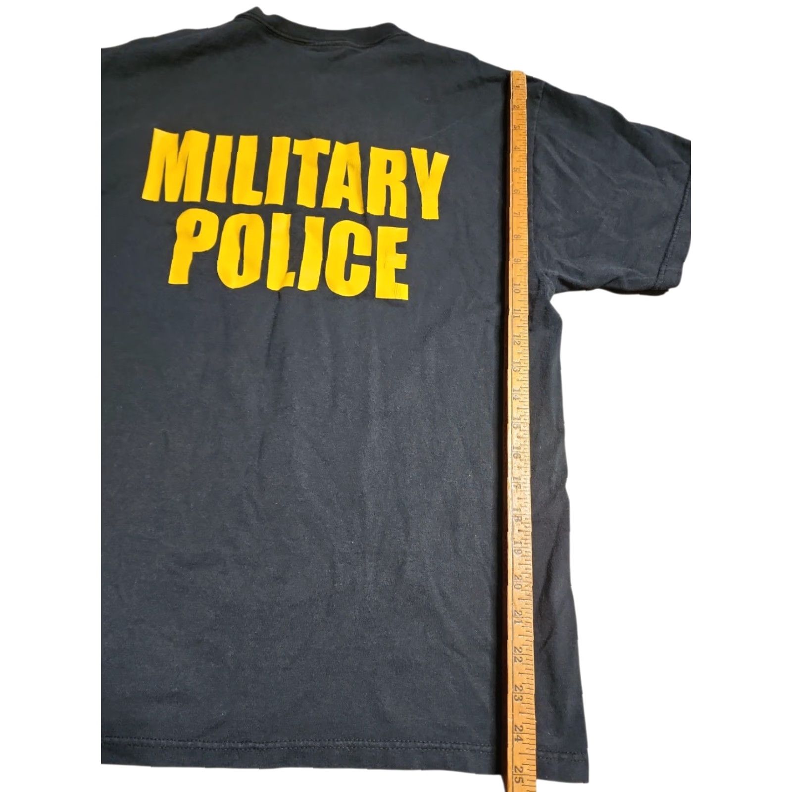 Fruit Of The Loom VINTAGE Fruit of the Loom US Army Military Police Battalion T-Shirt L Black Graphic Print Short Sleeve 90s Mens Size US L / EU 52-54 / 3 - 3 Thumbnail