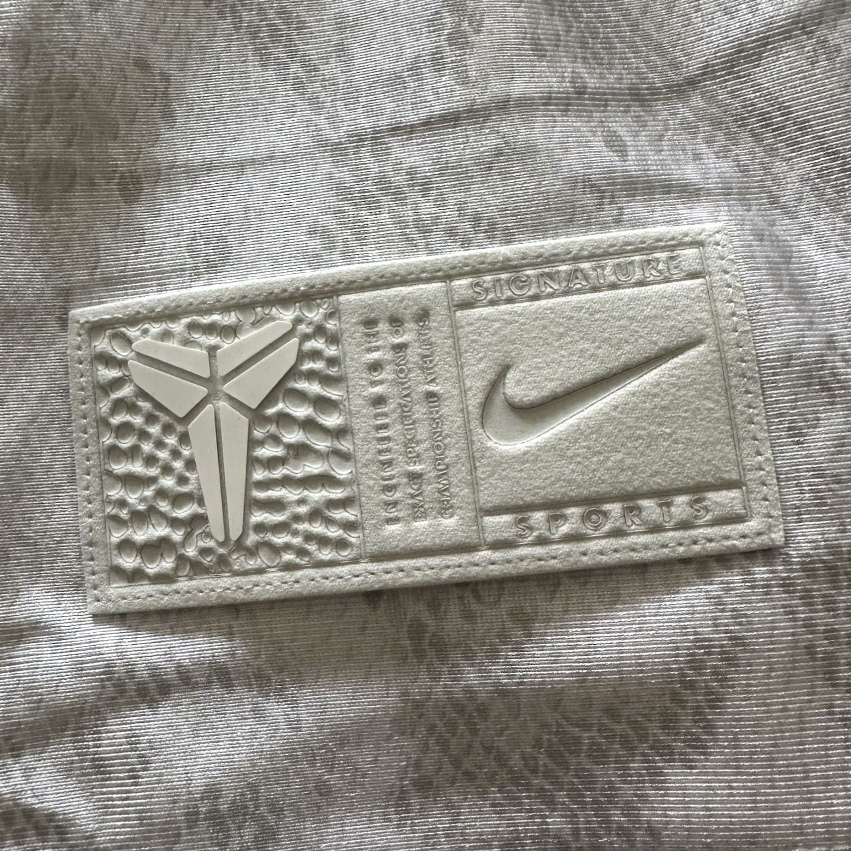 Nike Nike Reversible Jersey Nike Dri-Fit Jersey Tank LT White 90s Basketball Style Mens Size US L / EU 52-54 / 3 - 2 Thumbnail