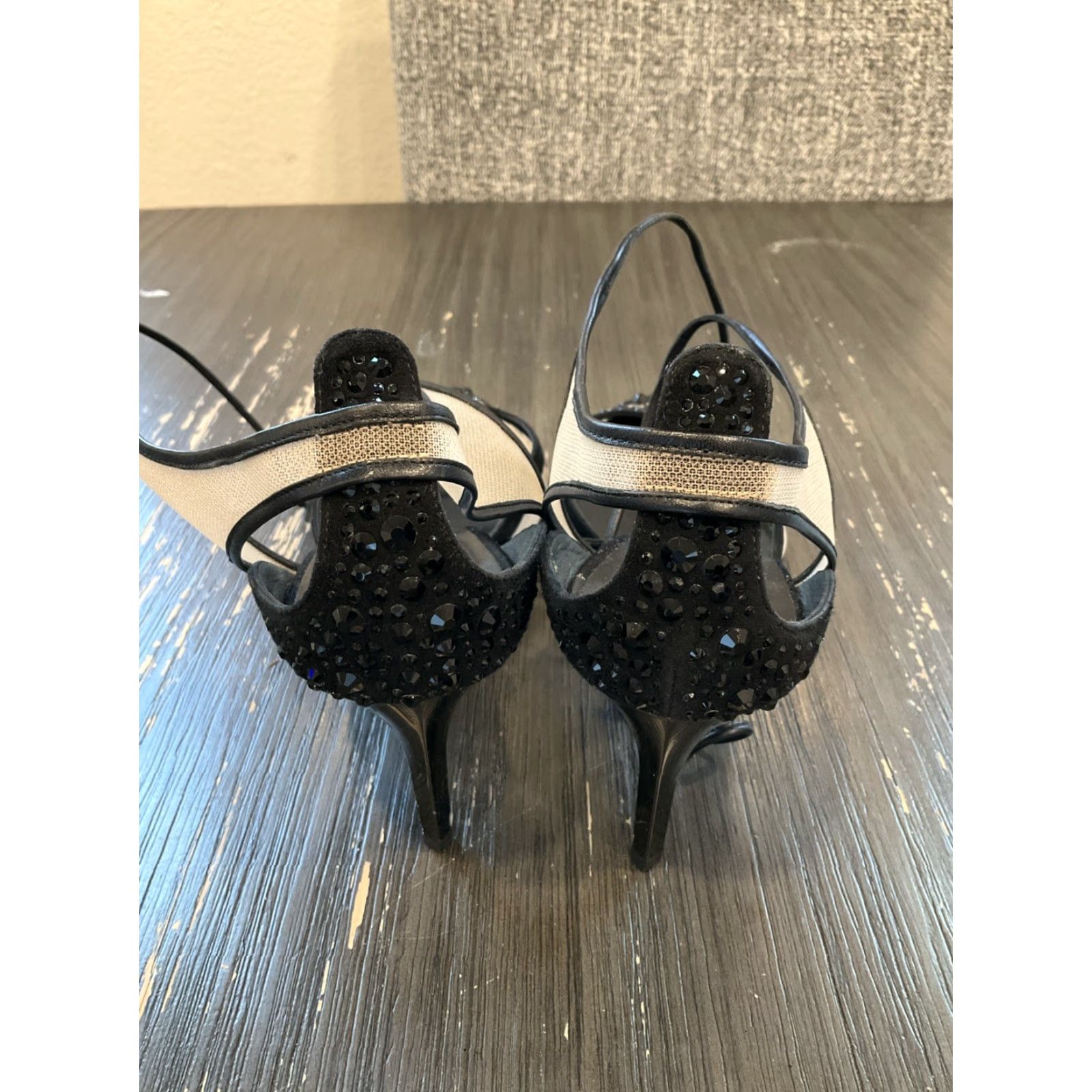 Giorgio Armani Giorgio Armani Black Leather Lace Pump Womens Size 39.5 9.5 Stiletto Almond Toe Patent Leather White Stitch Size US 10 / IT 40 - 3 Thumbnail