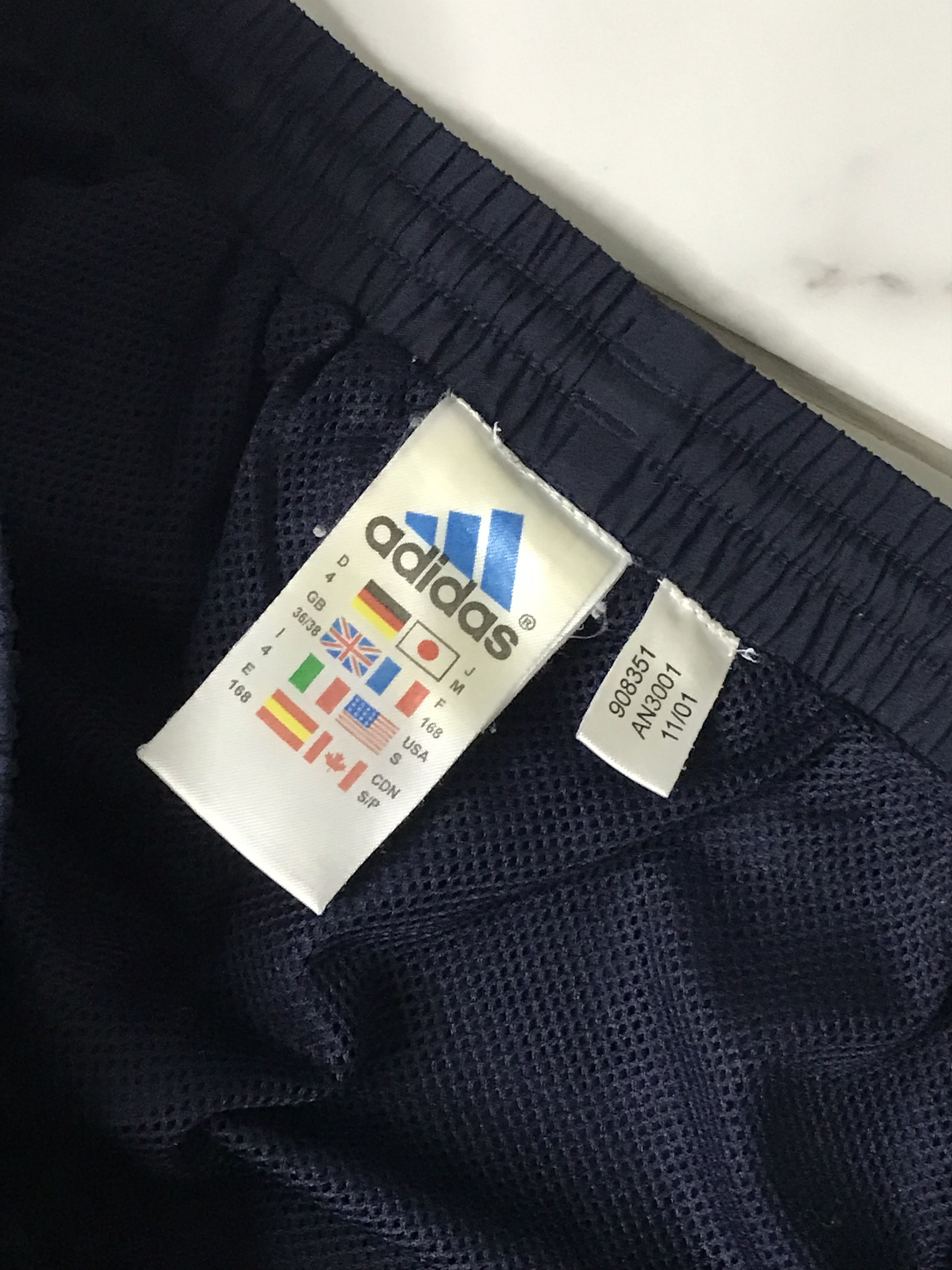 Adidas × Vintage Adidas vintage nylon drill pants Y2K men’s Size US 30 / EU 46 - 4 Thumbnail