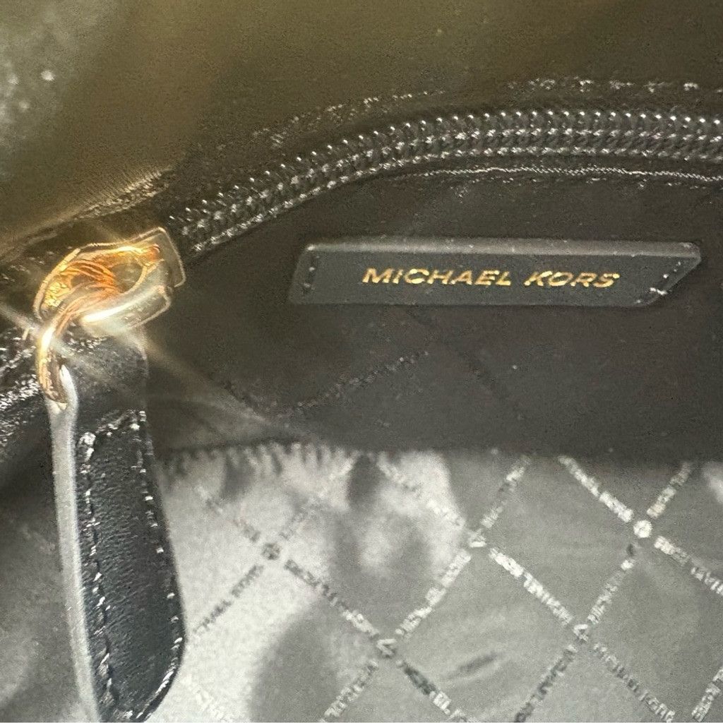 Michael Kors Michael Kors Kiri Small Dome Satchel in Black Size ONE SIZE - 6 Thumbnail