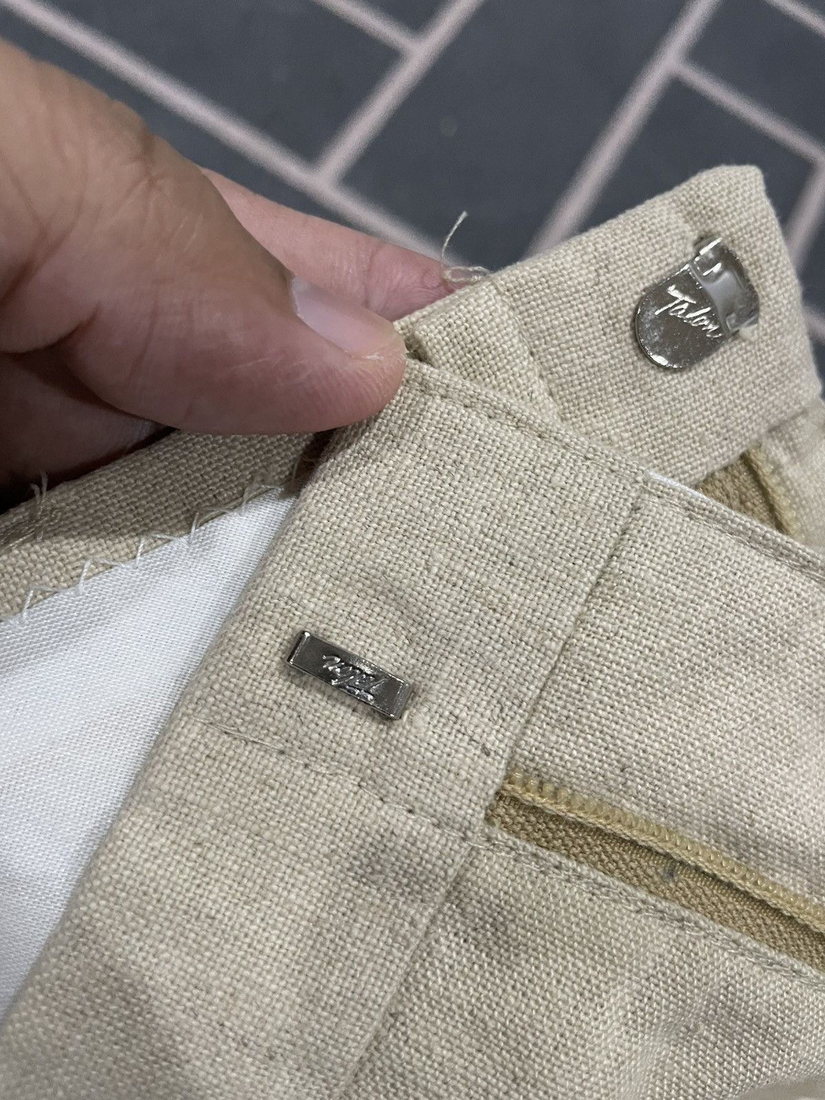 Levi's Vintage 1970s Levis Trim Cut Mods Old Money Style Trouser Size US 32 / EU 48 - 25 Thumbnail