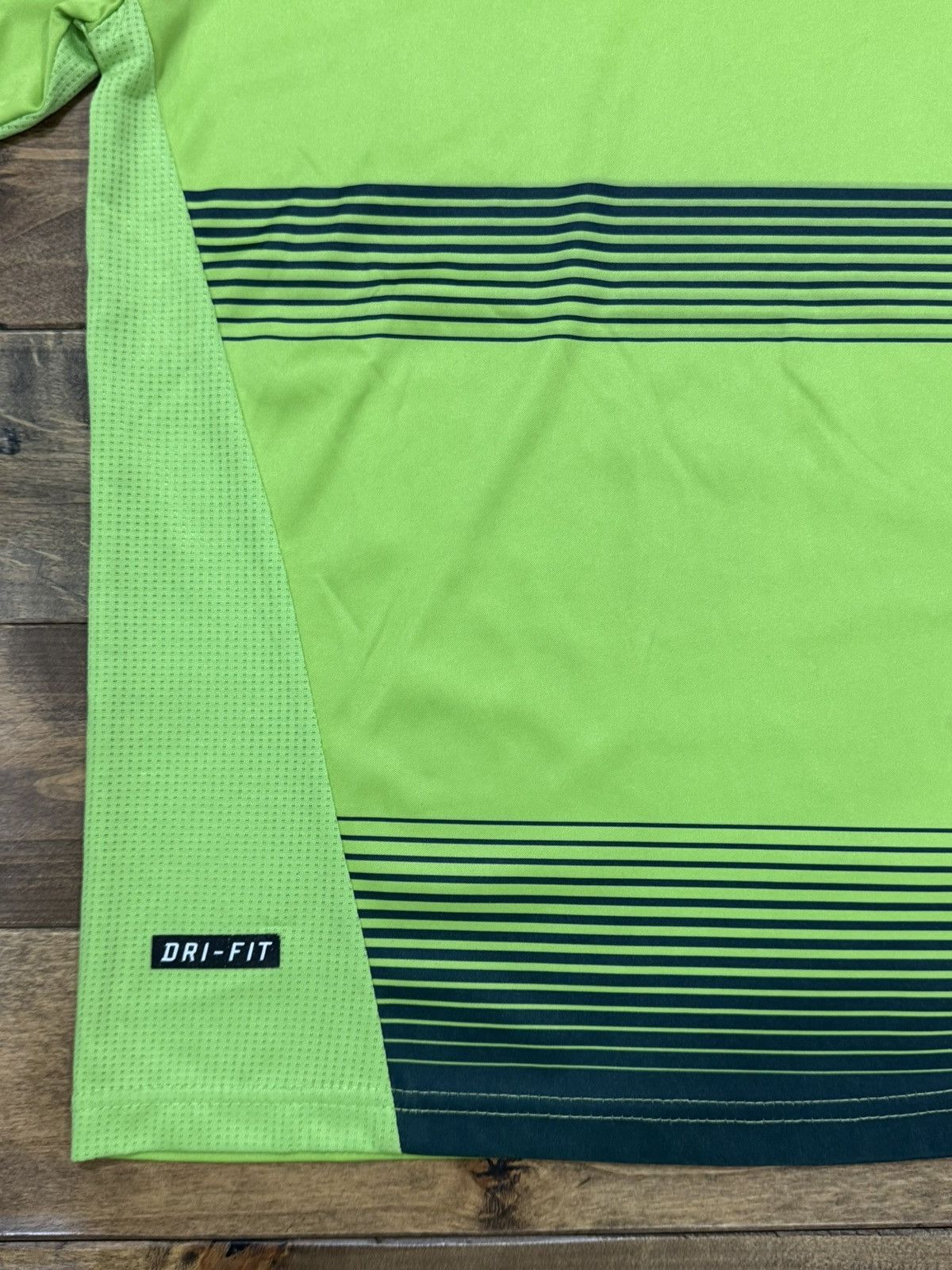 Nike Nike Total 90 Men's Dri-FIT Soccer Jersey Size US M / EU 48-50 / 2 - 5 Thumbnail