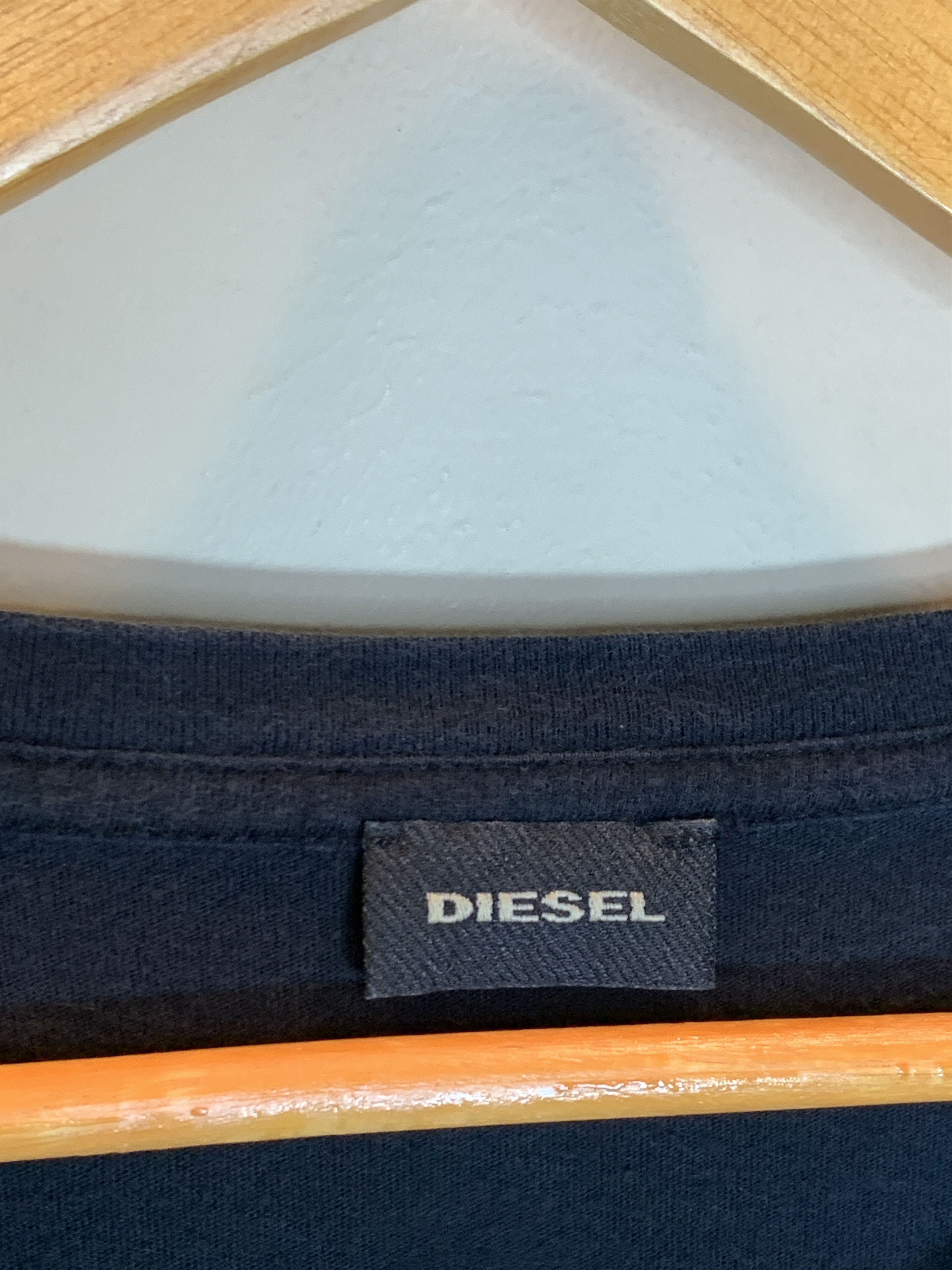 Diesel *RARE* Diesel Distressed Logo Art T-Shirt Size US XXL / EU 58 / 5 - 5 Thumbnail