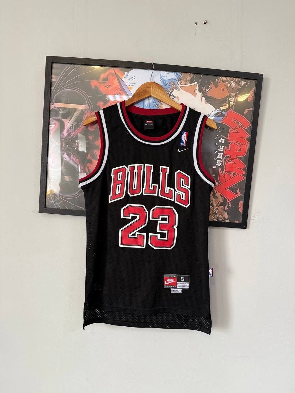 Jordan Brand Nike Jordan 23 Vintage NBA Chicago Bulls Basketball Jersey Size US S / EU 44-46 / 1 - 1 Thumbnail