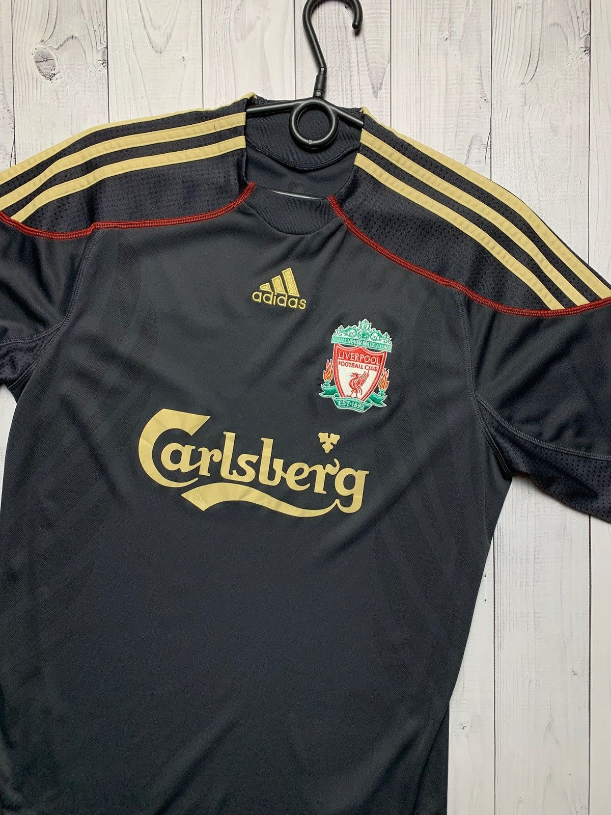 Vintage Vintage adidas Liverpool soccer jersey black away size S Size US S / EU 44-46 / 1 - 2 Thumbnail