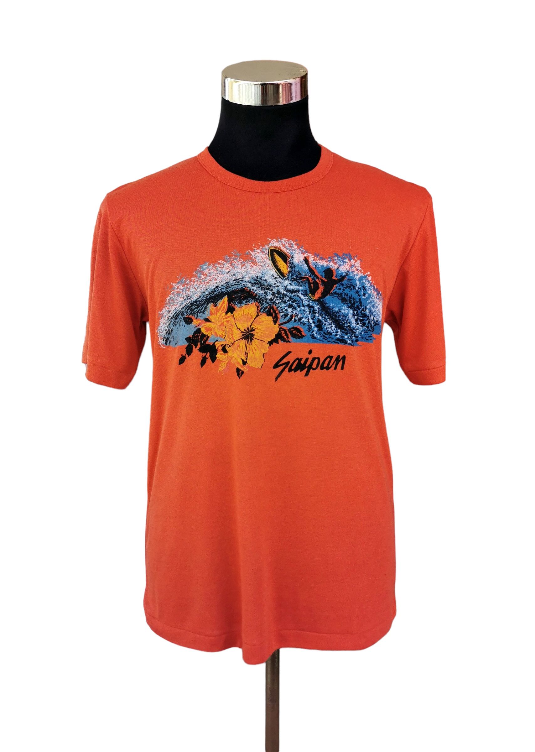 Vintage 80s Vintage Surfing Saipan Hawaii Surf Tshirt Orange Size US M / EU 48-50 / 2 - 1 Thumbnail