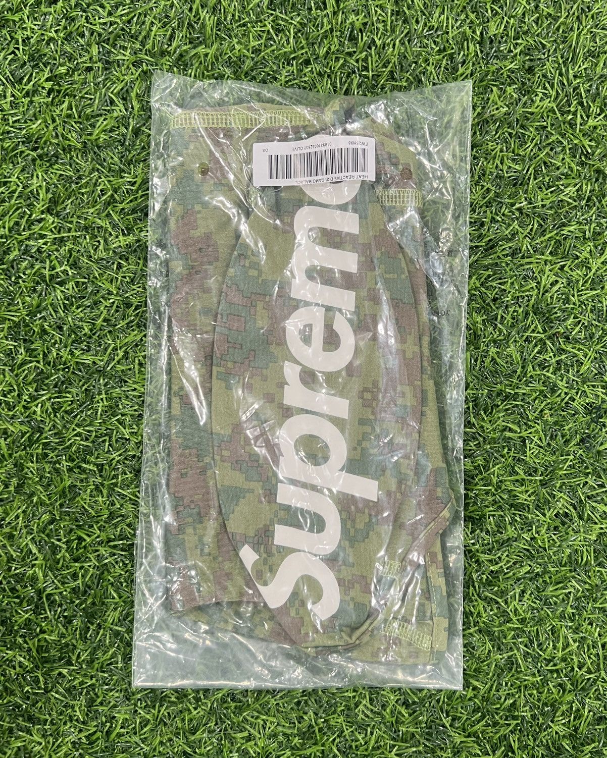 Supreme Supreme Digi Camo Heat Reactive Balaclava Size ONE SIZE - 3 Thumbnail