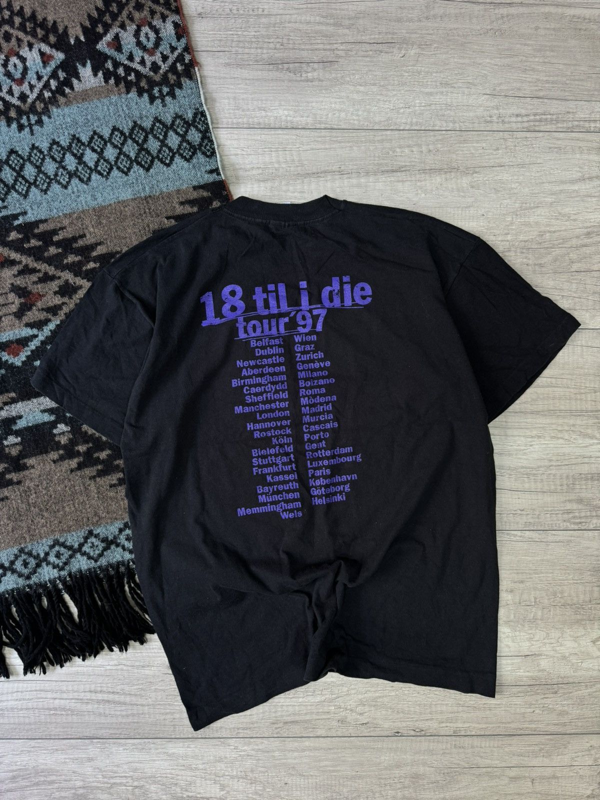 Vintage Vintage 90s Bryan Adam 18 Till I Die tour shirts Size US L / EU 52-54 / 3 - 6 Thumbnail