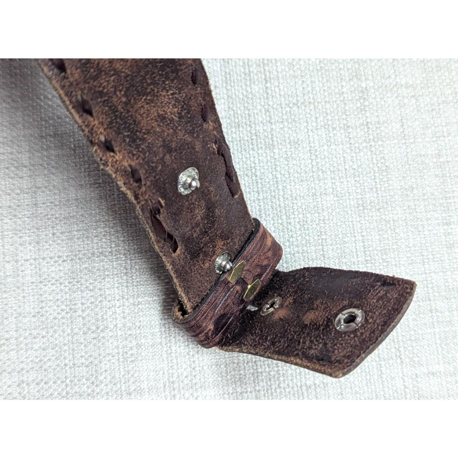 Vintage VINTAGE Justin belt TOOLED cowhide leather 38 western CUT-OUT belt Mens Brown Rodeo 1-1/2" width Size 38 - 5 Thumbnail