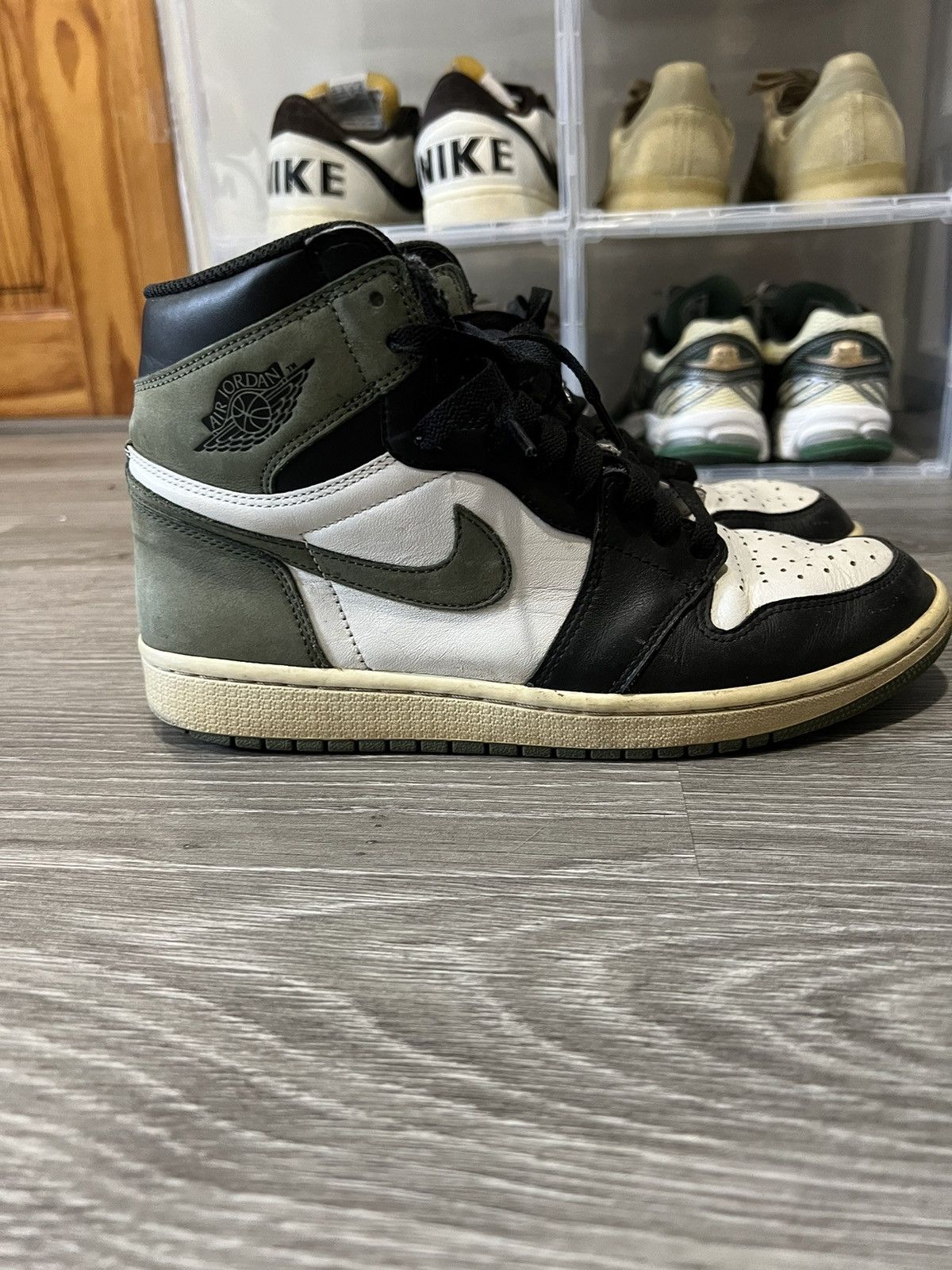 image of Jordan Nike Air Jordan 1 Clay Green Shoes, Men's (Size 8.5)
