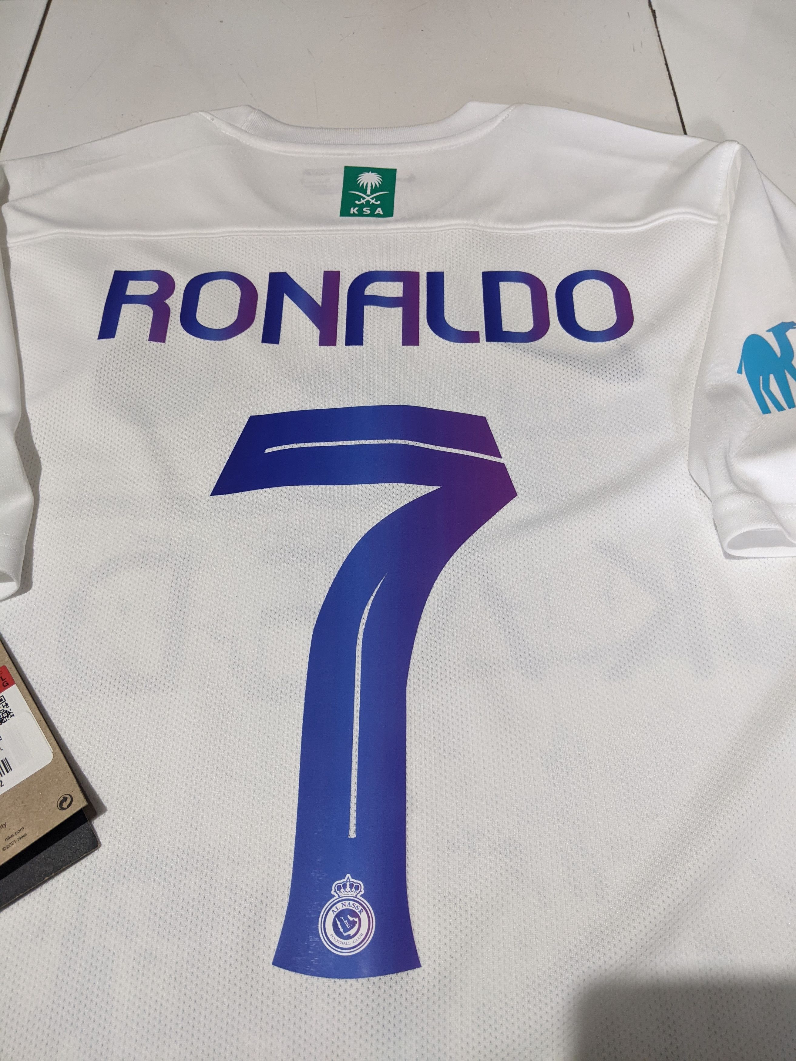 Nike Al Nassr 2023-2024 Away Jersey Cristiano Ronaldo 7 Size US L / EU 52-54 / 3 - 3 Thumbnail