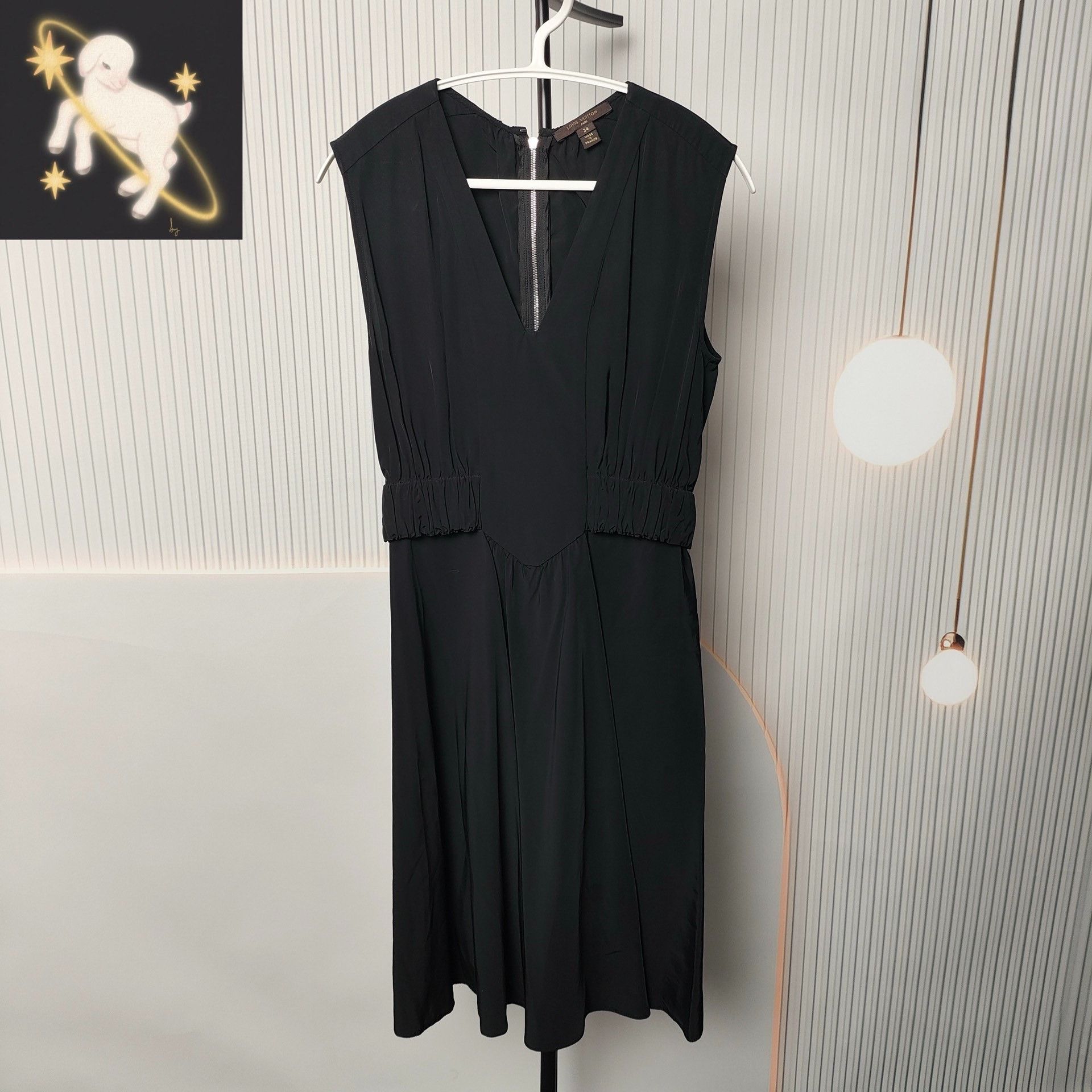 Louis Vuitton Louis Vuitton Black Dress S Women Size S / US 4 / IT 40 - 1 Thumbnail