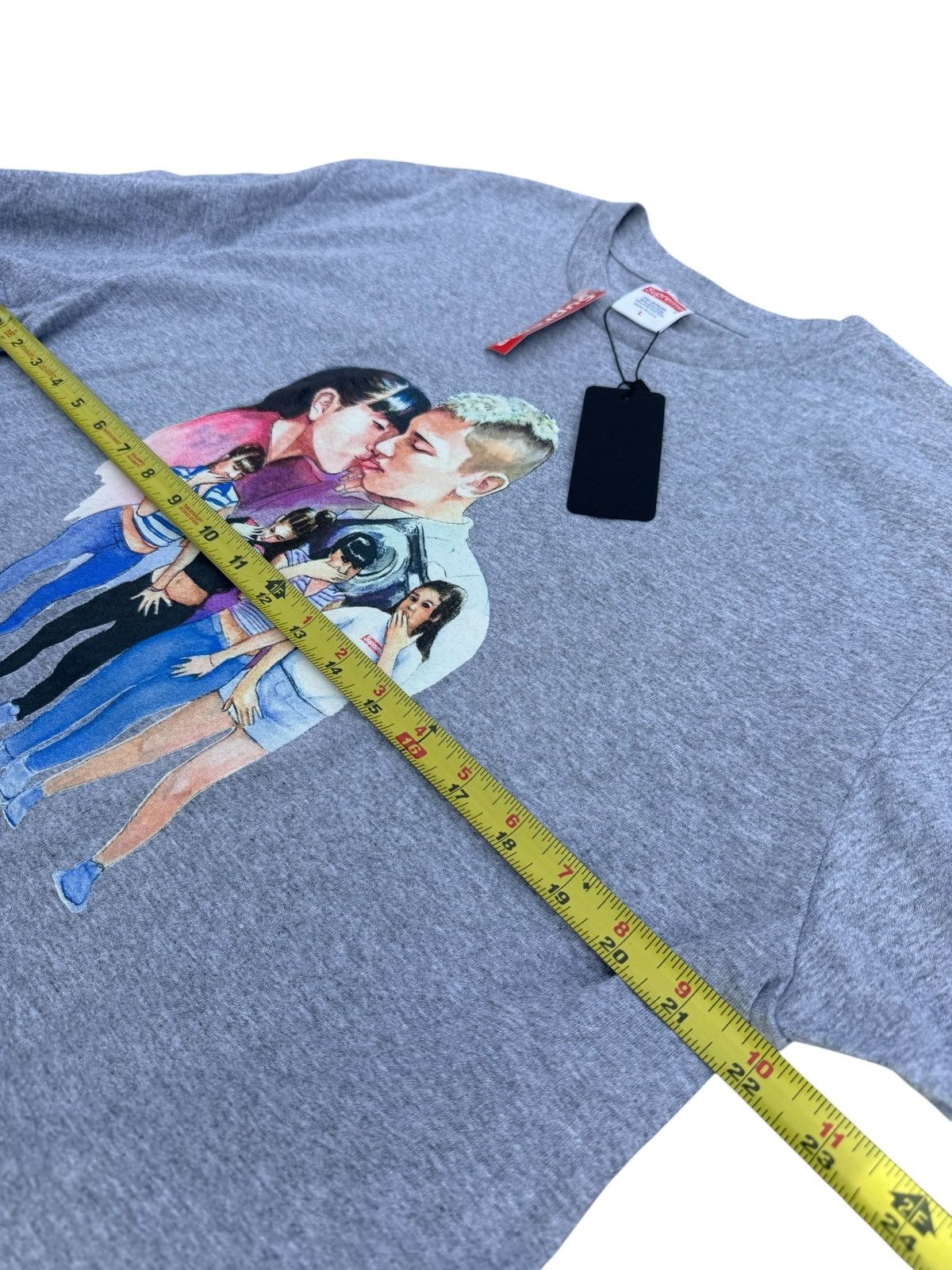 Supreme Supreme kissing t shirt Size US L / EU 52-54 / 3 - 4 Thumbnail