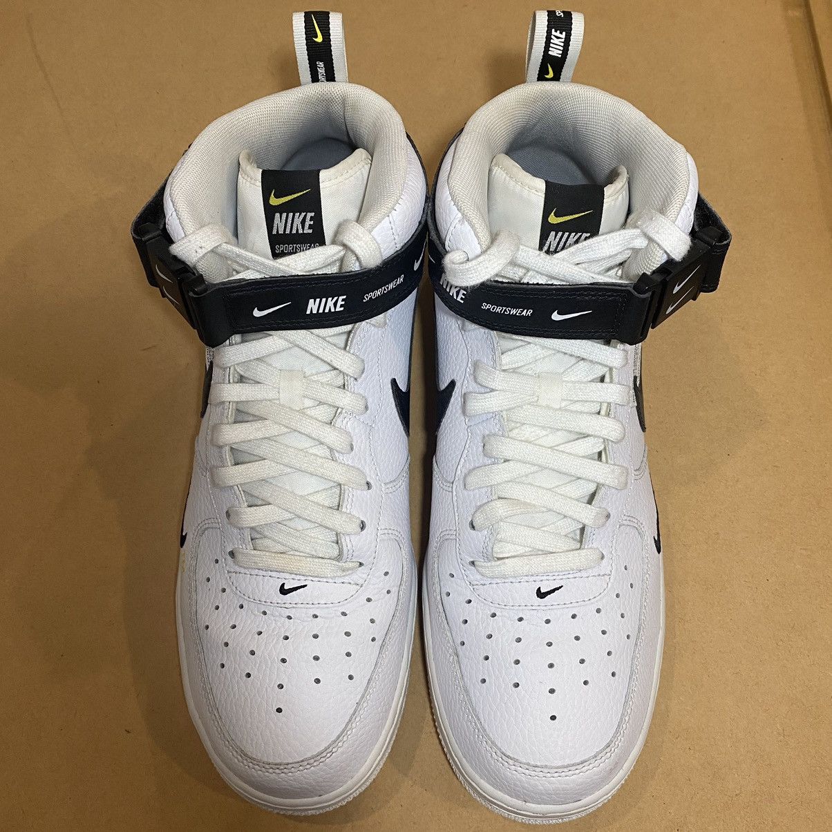 Nike Nike Air Force 1 Mid '07 LV8 White Size US 12 / EU 45 - 2 Thumbnail