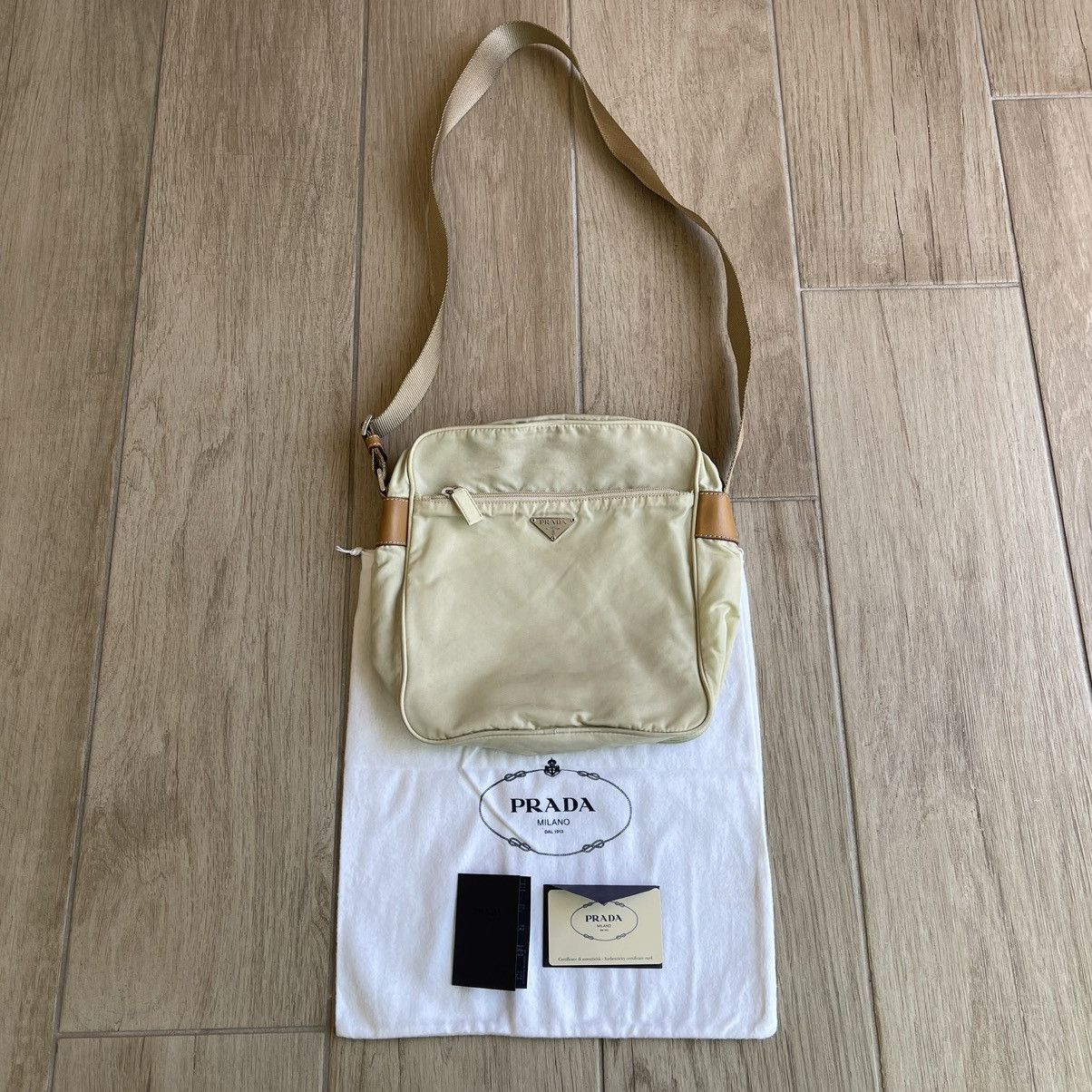 FW2002 Vela Sport Lino Nylon Shoulder Bag