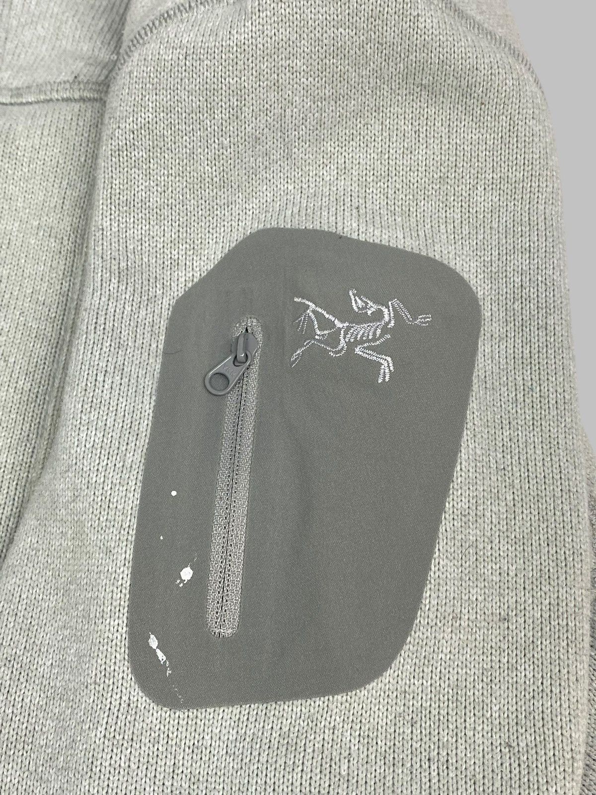 Arc'teryx 🔥 ARC’TERYX TECH FLEECE GORPCORE WORN WITH PAINT SPOTS 🔥 Size M / US 6-8 / IT 42-44 - 3 Thumbnail