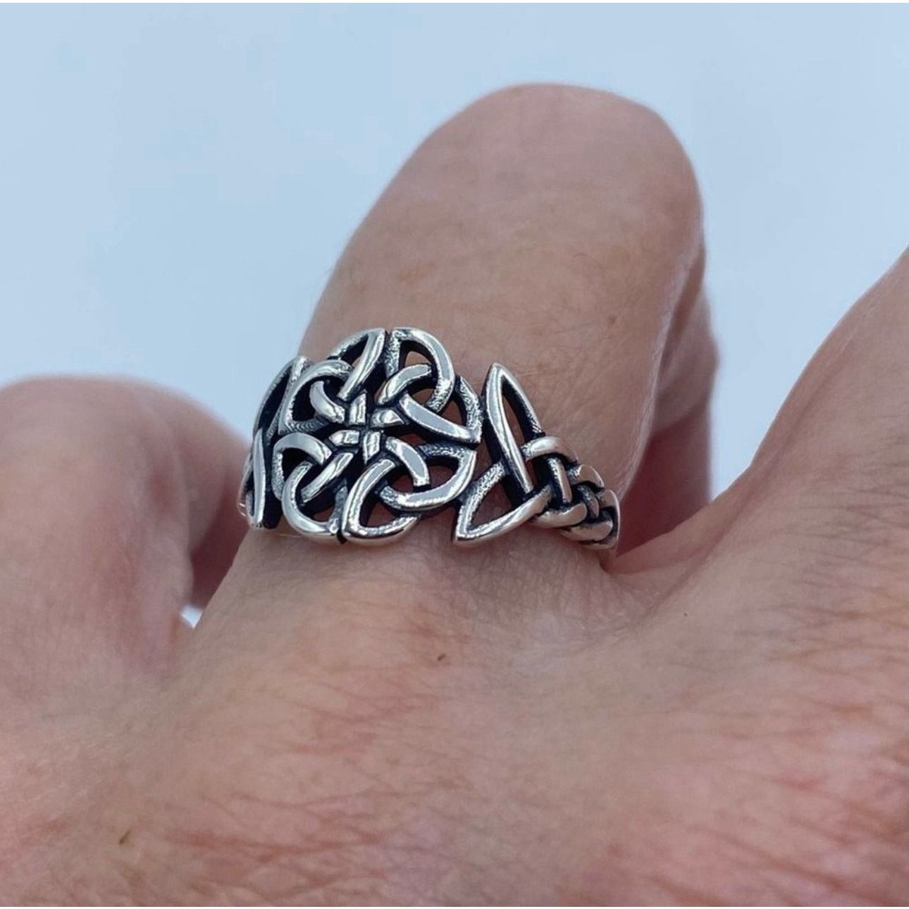 The Unbranded Brand Celtic Sterling Silver Ring Size ONE SIZE - 6 Thumbnail