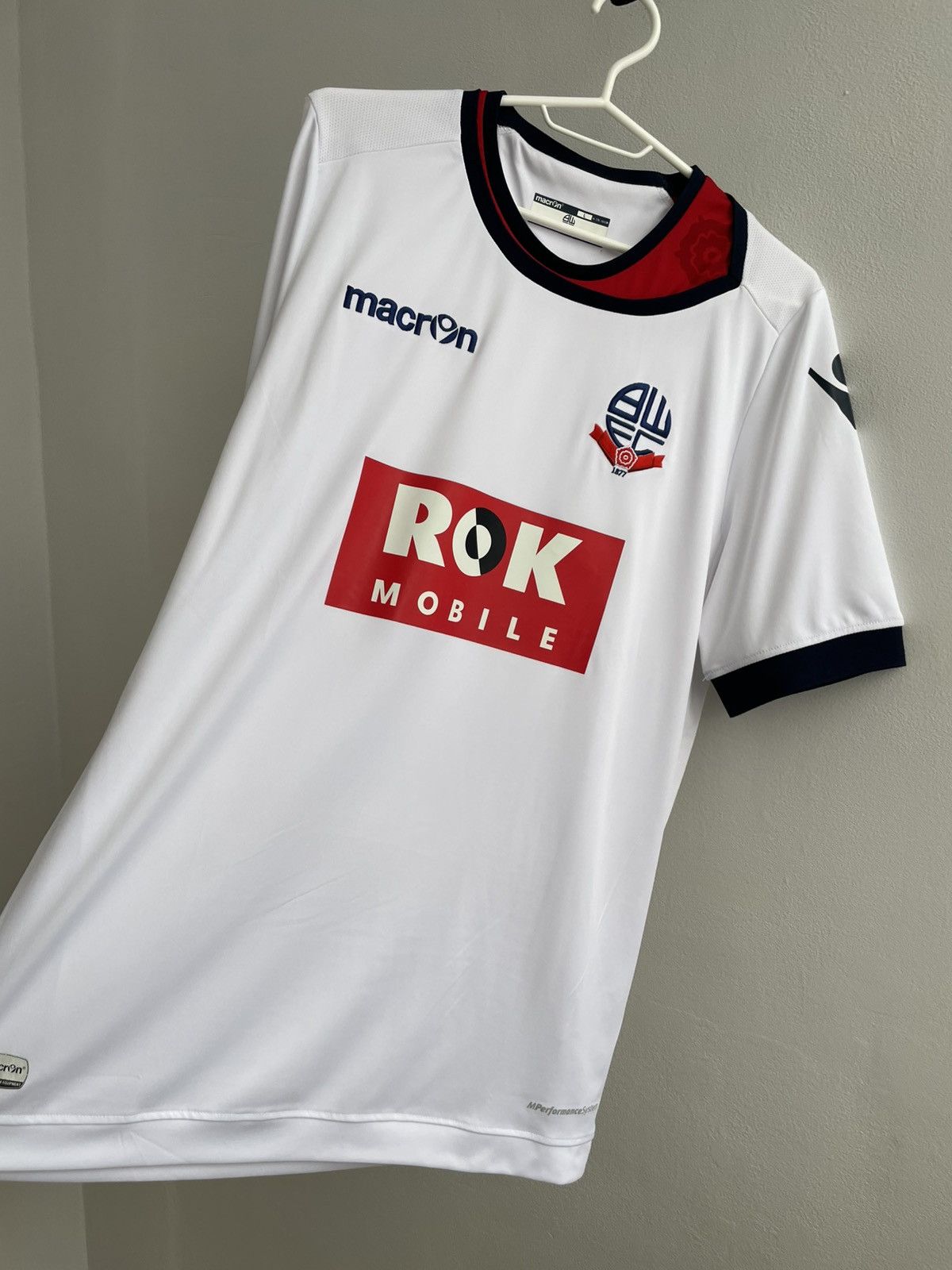 Macron Bolton 2015 2016 Home Football Shirt Soccer Jersey Macron Size US L / EU 52-54 / 3 - 7 Thumbnail