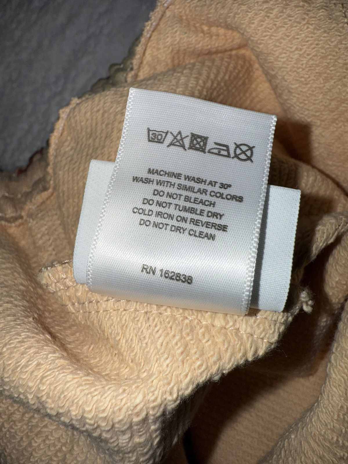 DENIM TEARS Denim Tears Camo Wreath Sweatpants Desert Storm Tan sz L Size US 34 / EU 50 - 8 Thumbnail
