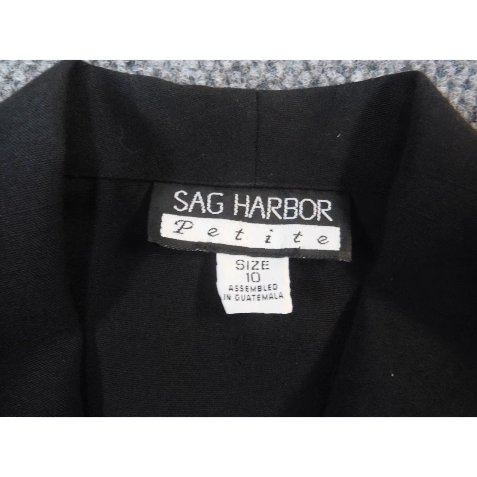 Vintage Sag Harbor Blazer Womens 10P Petite Black Notch Lapel Single-Breasted 1 Button Tuxedo Style Lightweight Fall Winter Size L / US 10 / IT 46 - 4 Thumbnail