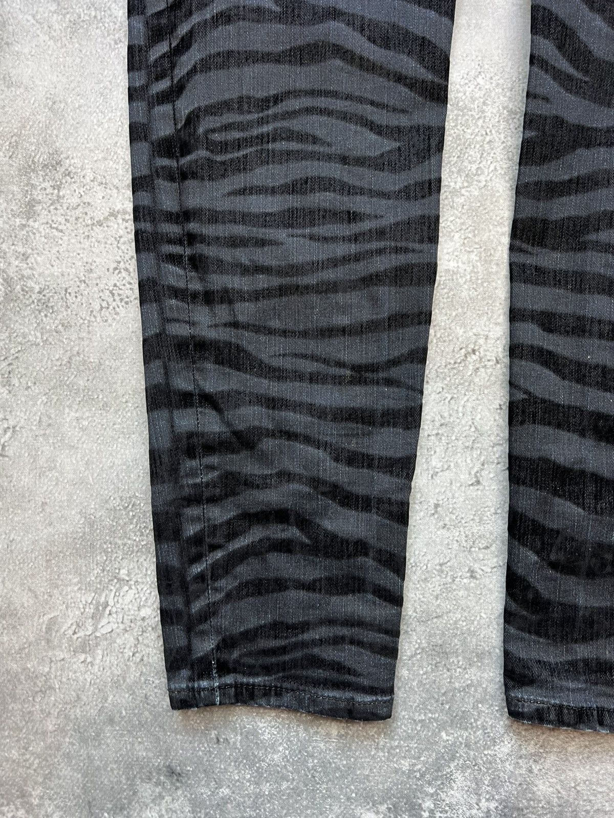 Just Cavalli Just Cavalli Black Striped Pants Womens Zebra Designer Size 27" / US 4 / IT 40 - 4 Thumbnail