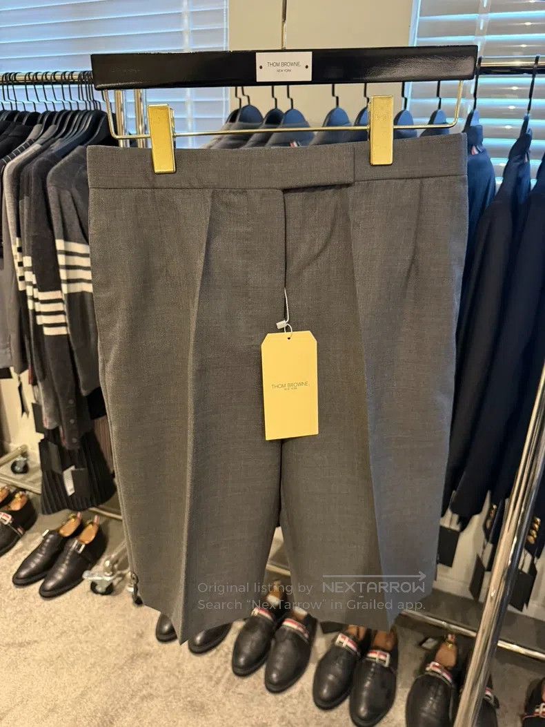 Thom Browne Thom Browne Shorts Size US 26 / EU 42 - 1 Thumbnail