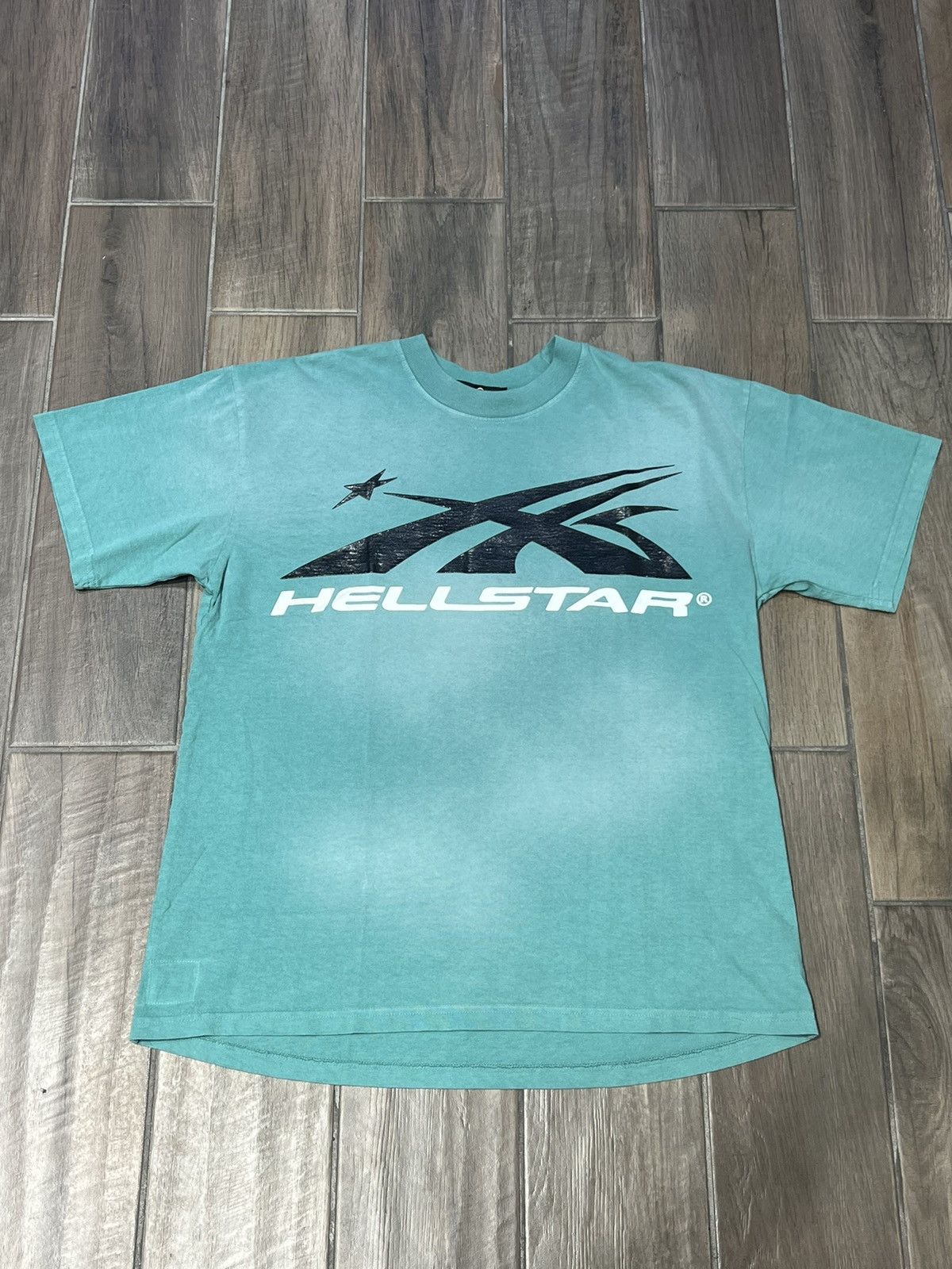 HELLSTAR HELLSTAR “SPORTS LOGO” TSHIRT - SIZE MEDIUM - (GREEN) Size US M / EU 48-50 / 2 - 1 Thumbnail