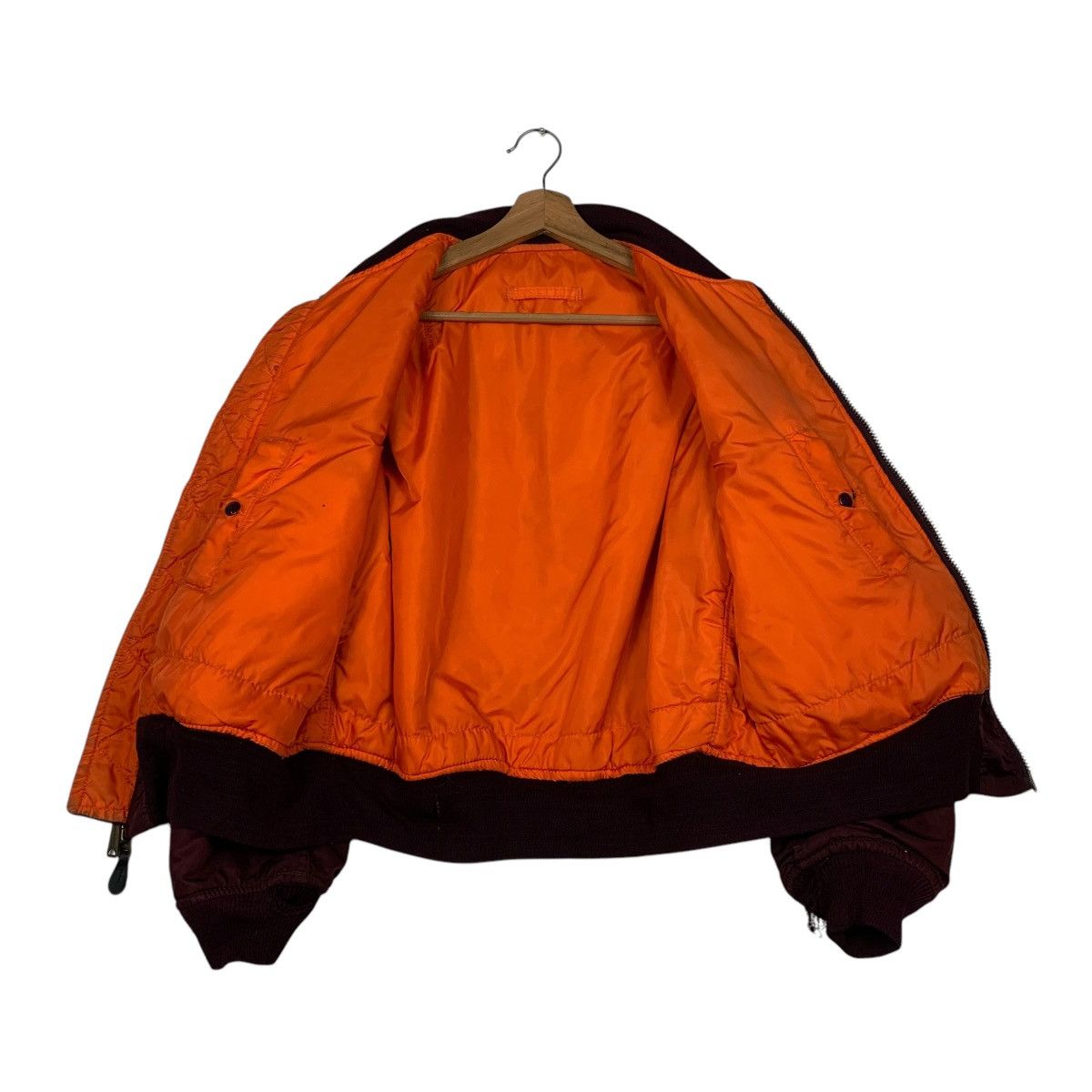 Alpha Industries Vintage Alpha Industries Maroon USAF MA-1 Bomber Made In USA Size US M / EU 48-50 / 2 - 10 Thumbnail