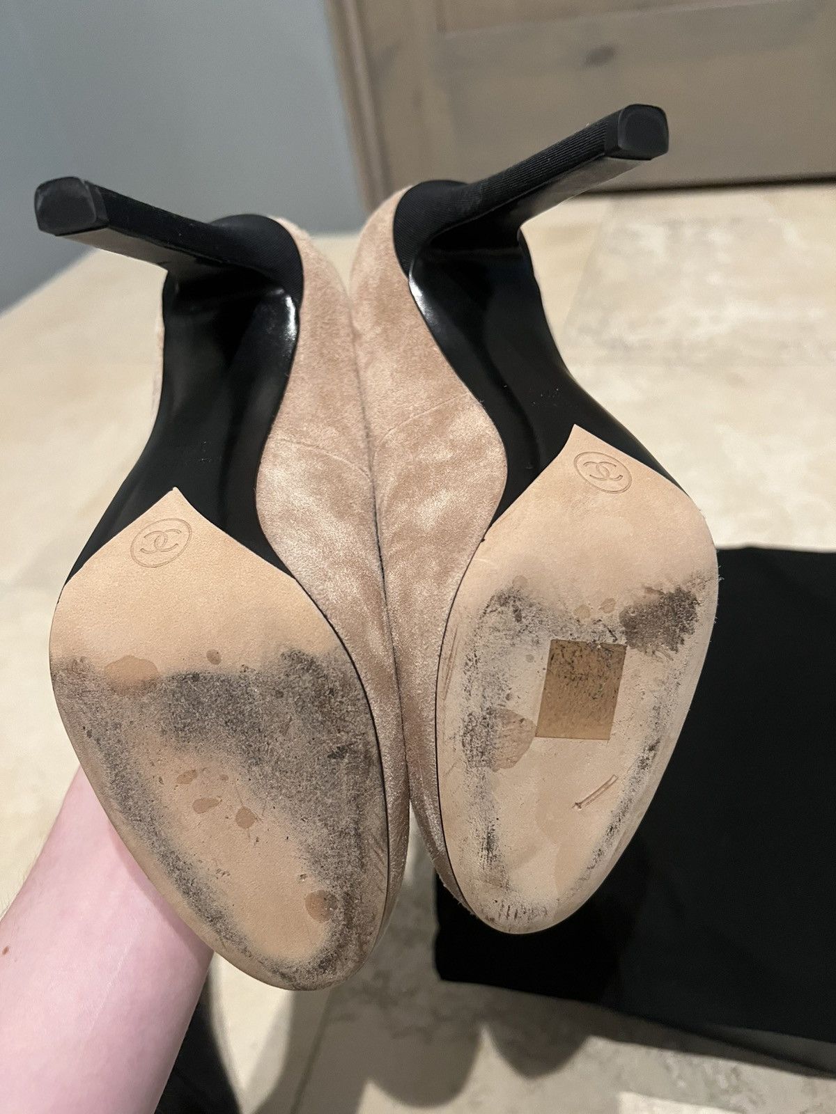 Chanel Beige suede heels Size US 6.5 / IT 36.5 - 8 Thumbnail