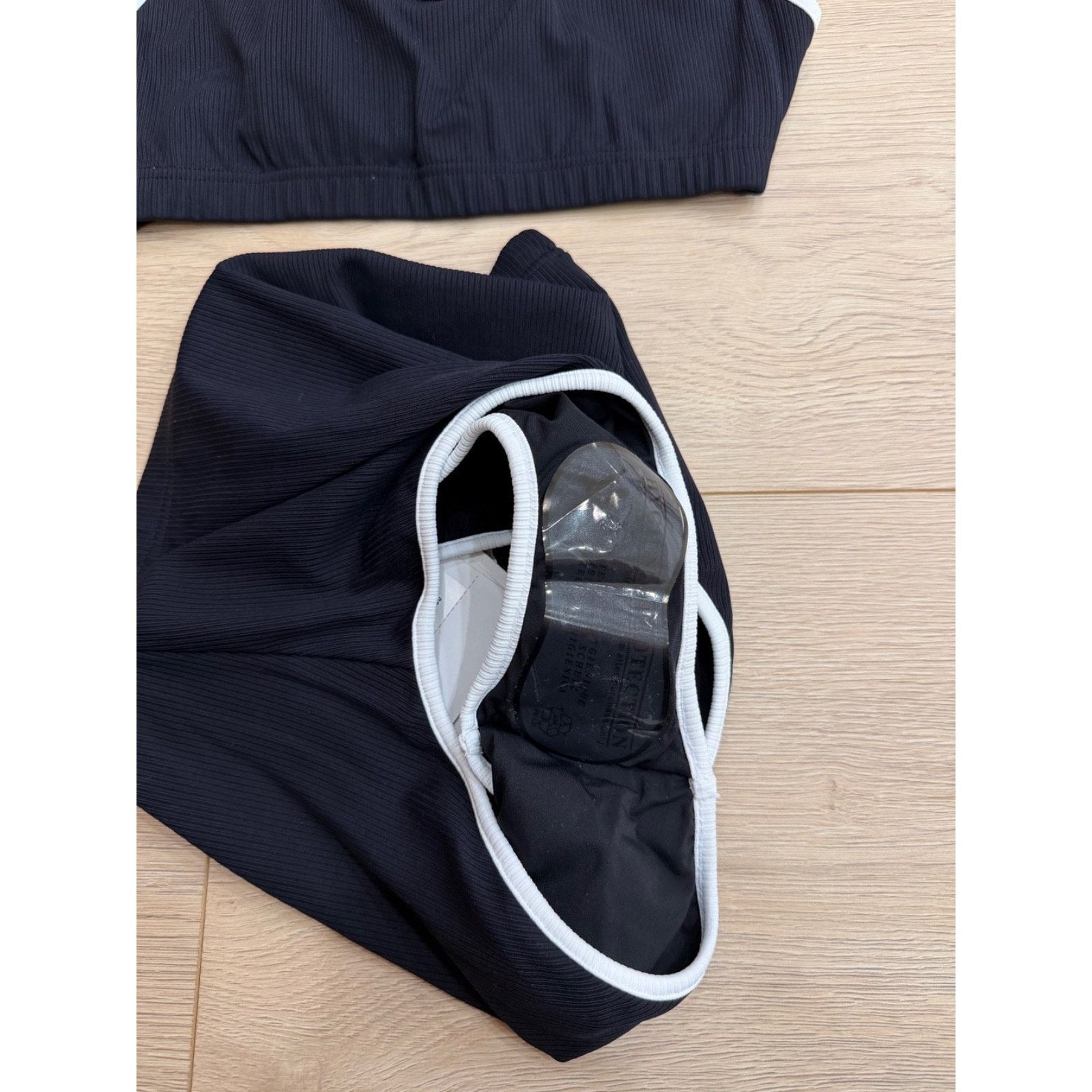Chanel Chanel 22S Black White Crystal CC Logo Bikini Swimsuit 38 Size S / US 4 / IT 40 - 22 Thumbnail