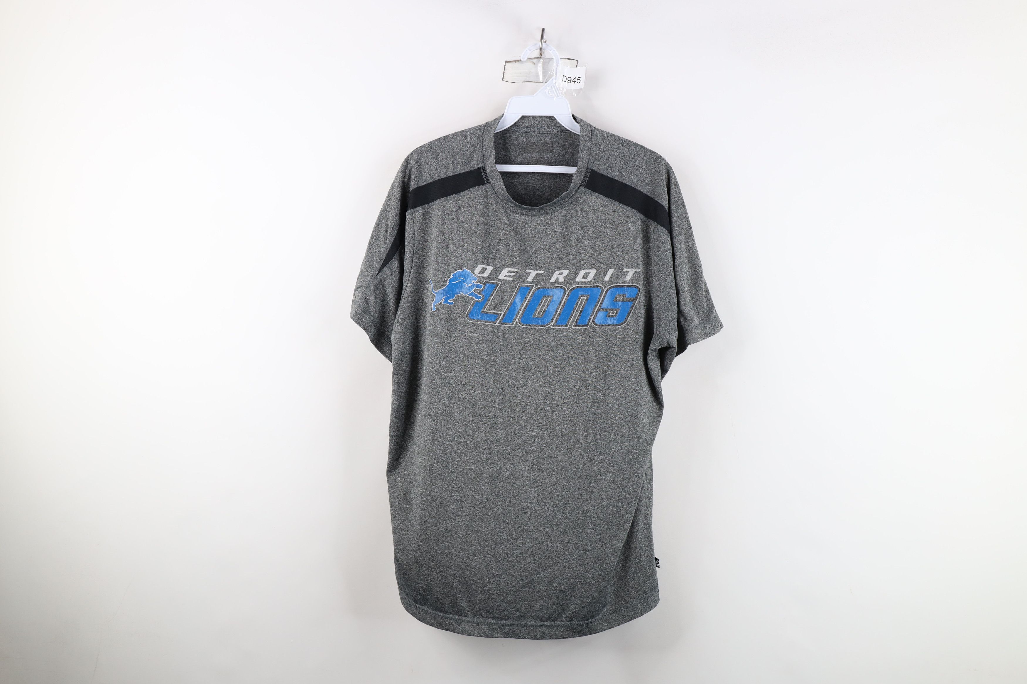 Vintage Vintage Y2K NFL Detroit Lions Football Short Sleeve T-Shirt Size US L / EU 52-54 / 3 - 1 Thumbnail