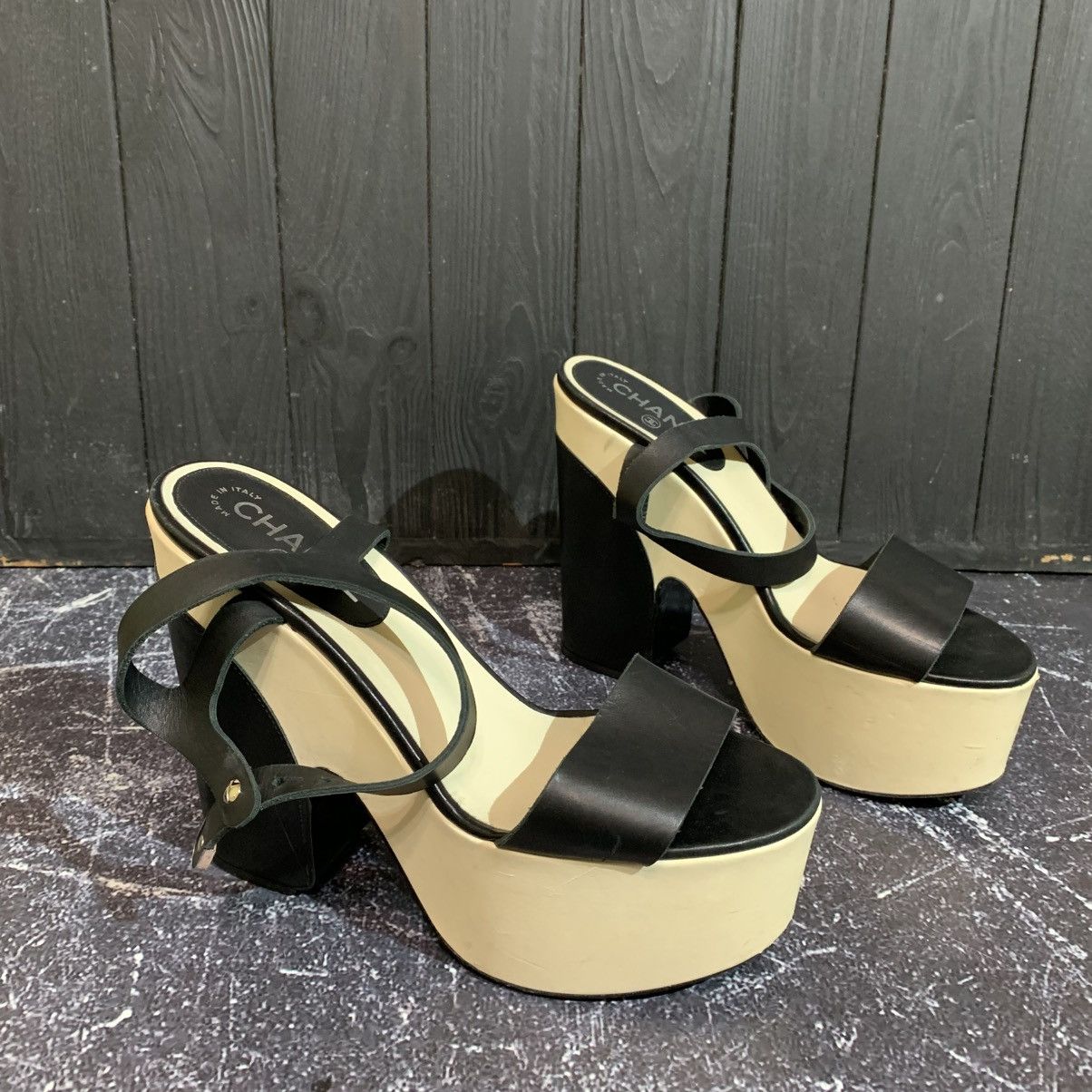 Chanel Women's CHANEL Ankle Strap Platform Sandals Leather Size 40 Size US 10 / IT 40 - 4 Thumbnail
