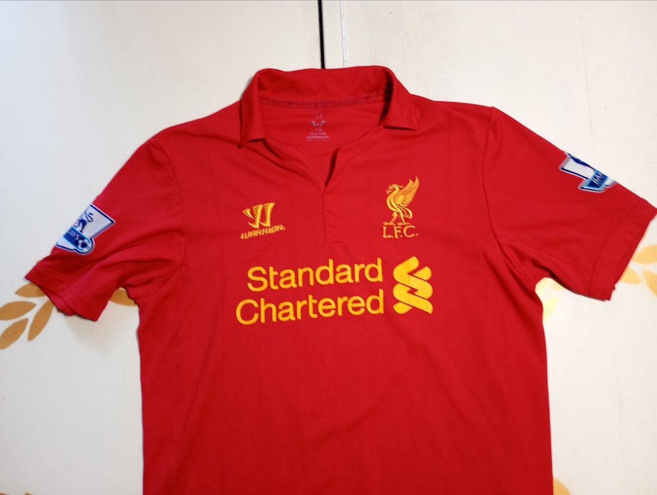 Warrior Liverpool FC Warrior Home Jersey 8 Gerrard 2012-2013 Size US L / EU 52-54 / 3 - 4 Thumbnail