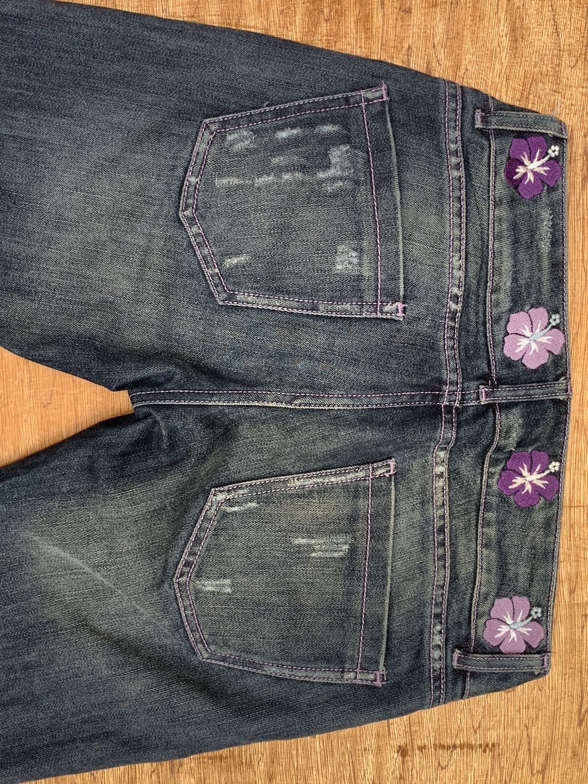 HYDROGEN Rare..Hydrogen Hibiscus Flower Embroidered Streching Jeans Size 29" - 12 Thumbnail