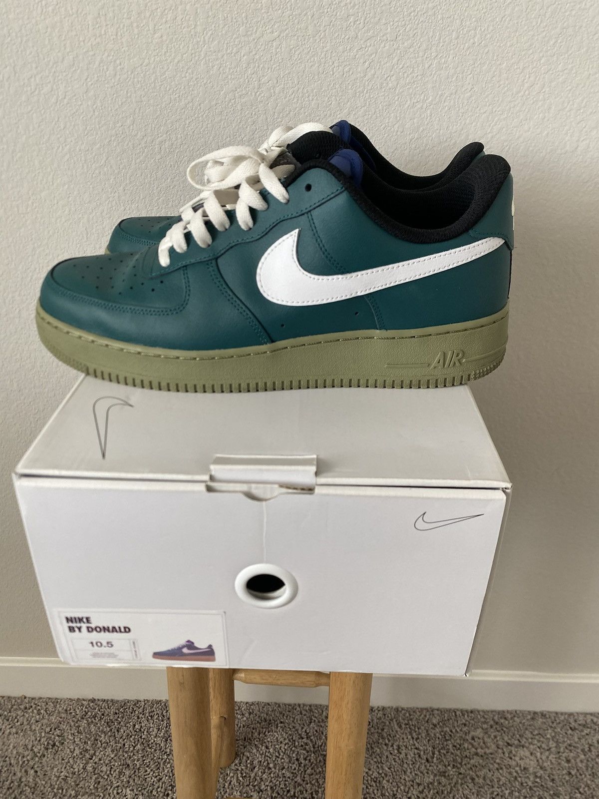 Nike Nike ID custom Air Force One size 10.5 Size US 10.5 / EU 43-44 - 2 Thumbnail