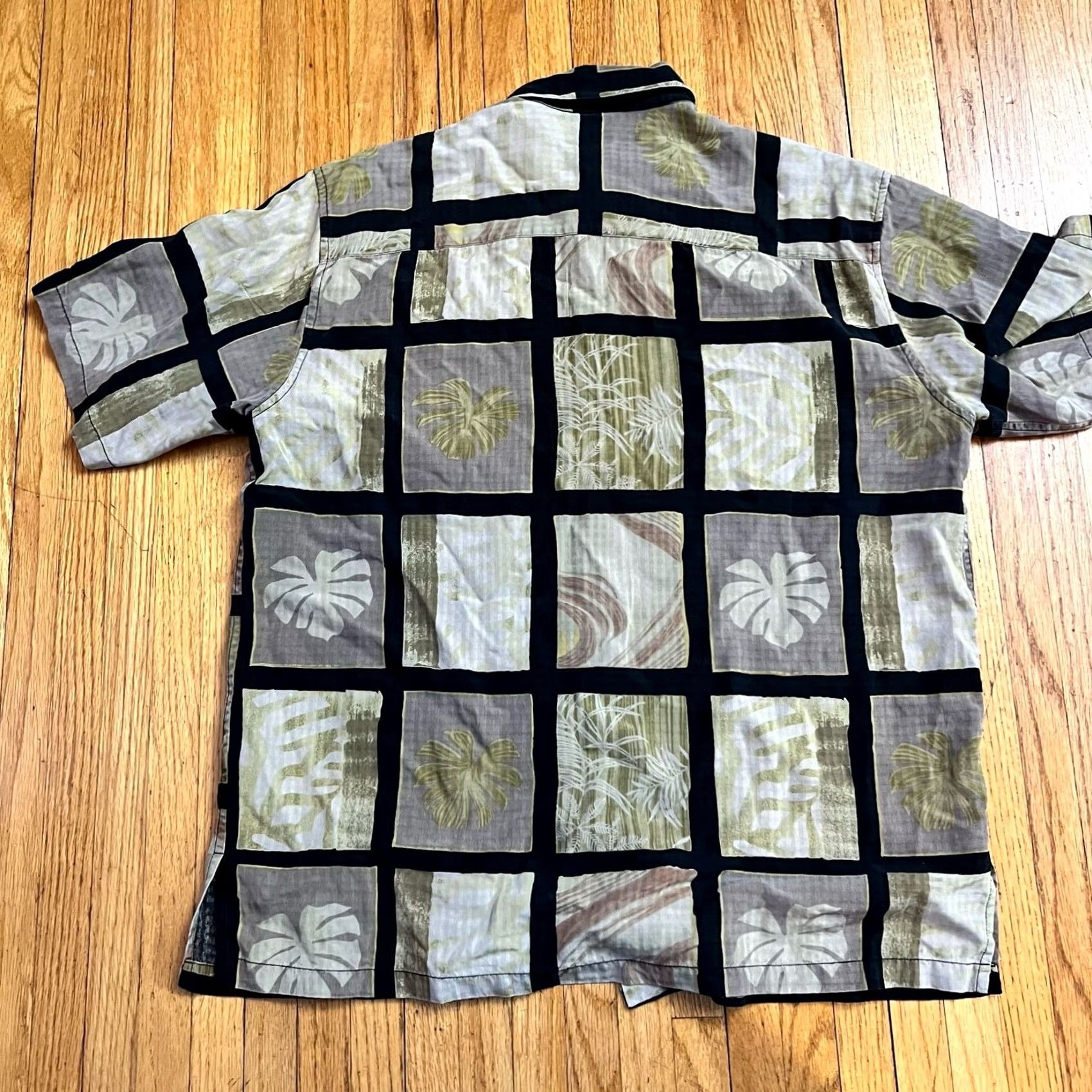 Tori Richard Tori Richard Shirt Mens Medium Brown Silk Floral Abstract Hawaiian Button Down Up Size US M / EU 48-50 / 2 - 3 Thumbnail