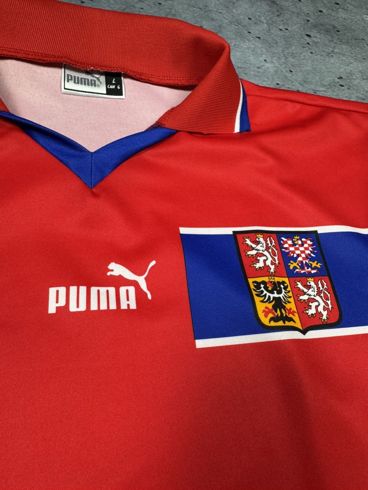 Puma Czech Republic 1998-2000 Puma Football Jersey Size US L / EU 52-54 / 3 - 5 Thumbnail