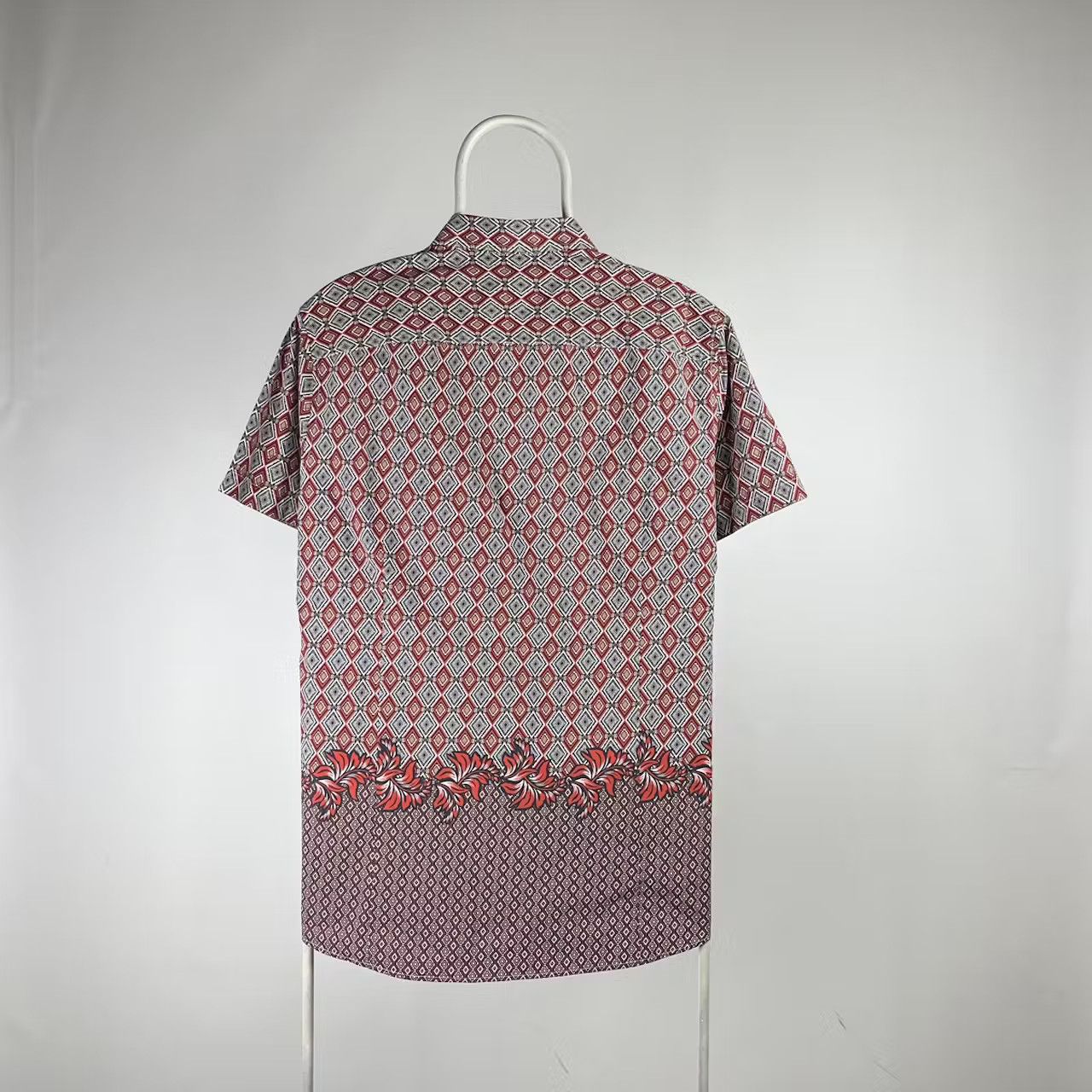 Guess Guess Los Angeles shirt short sleeve size L-XL fact Size US L / EU 52-54 / 3 - 5 Thumbnail