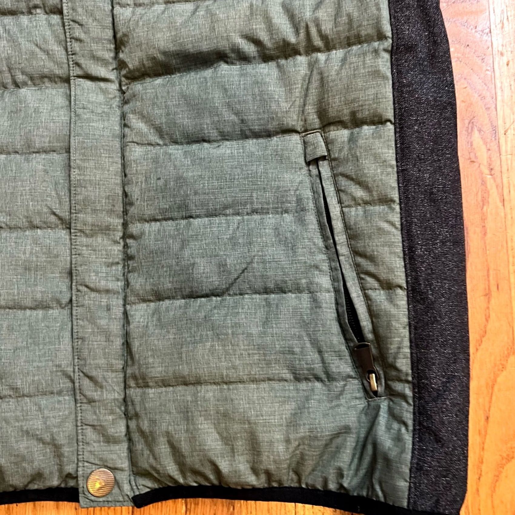 Prana PRANA Down Vest Mens Medium Green Feather Insulated Warm Zip Jacket Vest Quilted Mens Green M Polyester Zip Jacket Size US M / EU 48-50 / 2 - 2 Thumbnail