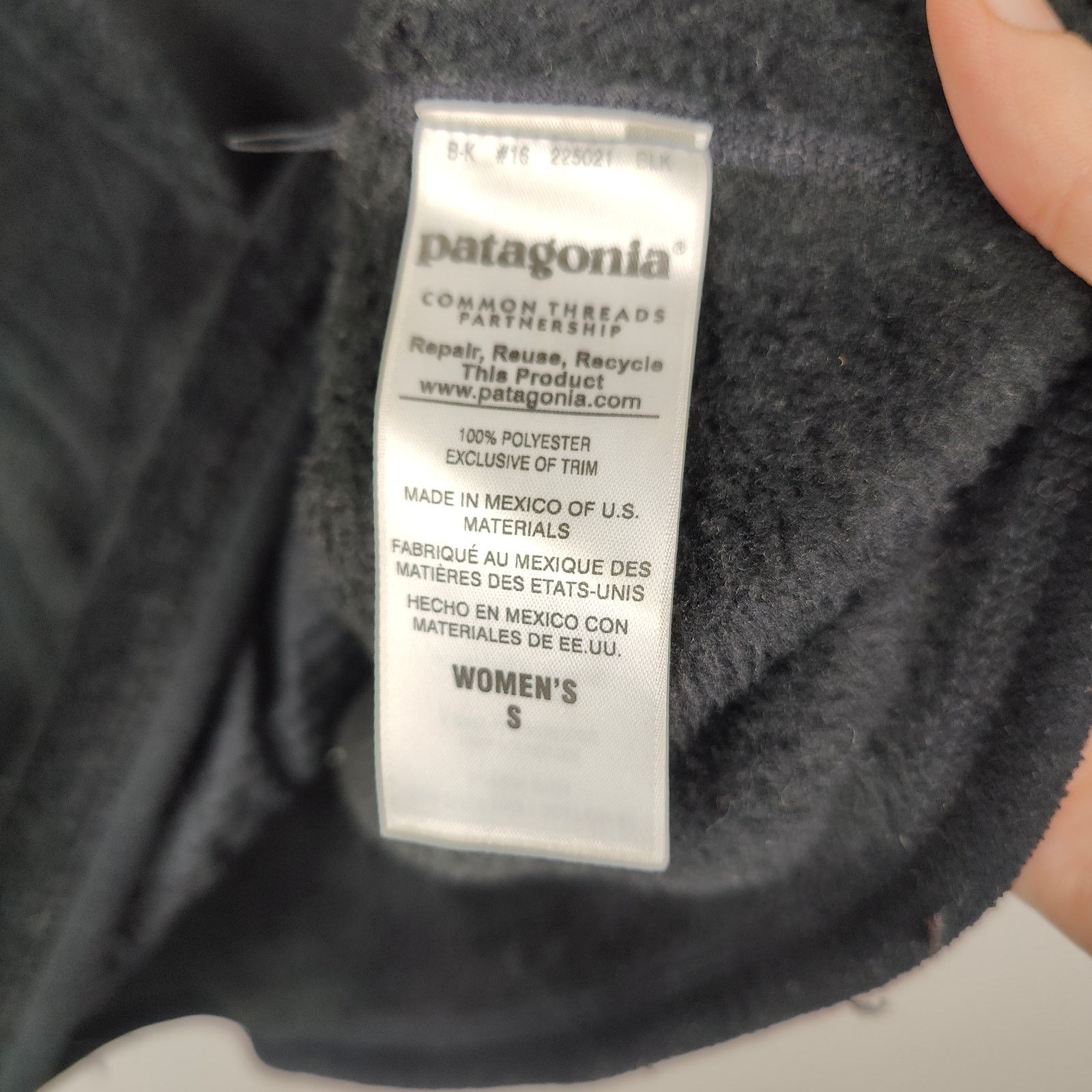 Patagonia Patagonia Re-Tool Snap-T Jacket Womens Small Black Fleece Size S / US 4 / IT 40 - 5 Thumbnail