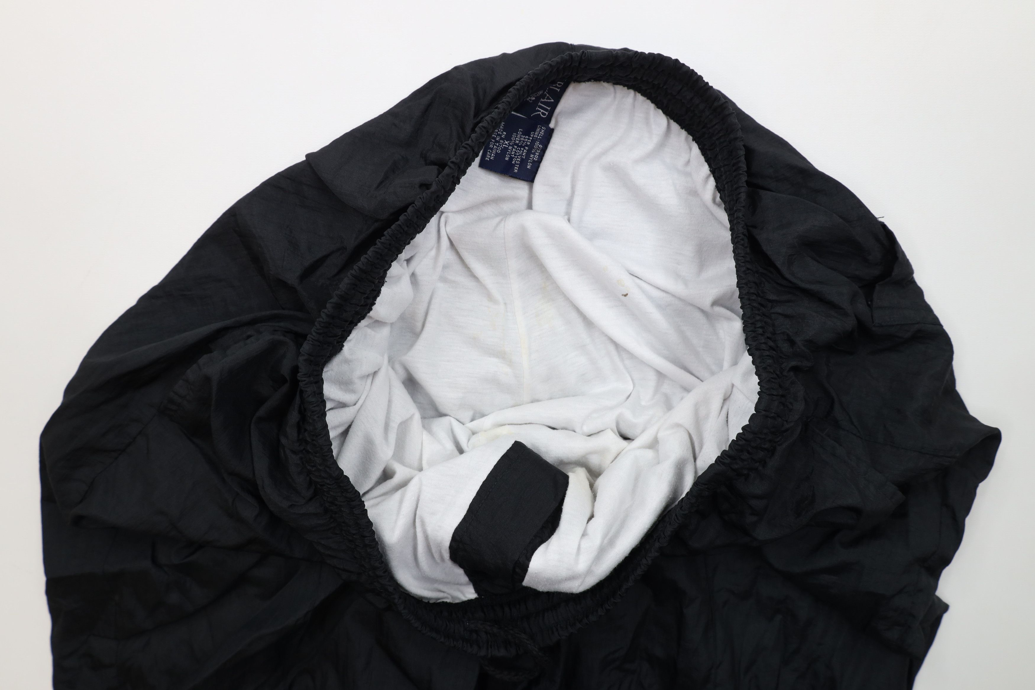 Vintage Vintage 90s Streetwear Wide Leg Windbreaker Pants Black Size US 38 / EU 54 - 9 Thumbnail