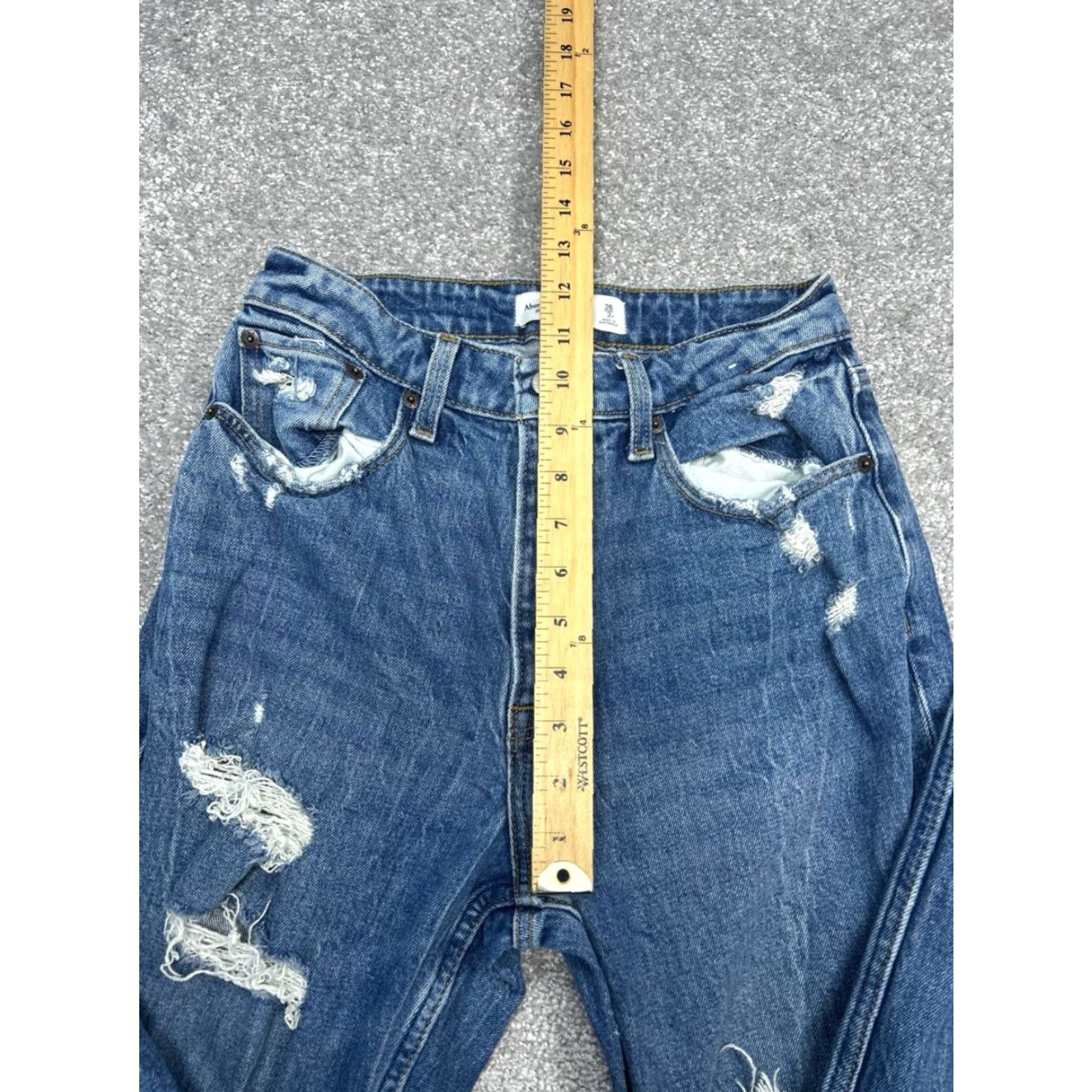 Abercrombie & Fitch Abercrombie & Fitch Curve Love High Rise Mom Jeans Womens 26 Blue Skinny Jeans 26x27 Women Modern Bohemian Love 90s Mens Womens Size 26" / US 2 / IT 38 - 5 Thumbnail