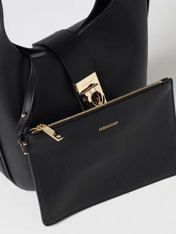 Salvatore Ferragamo o1y0426 Size : OS / Hobo Bag in Black Size ONE SIZE - 3 Thumbnail