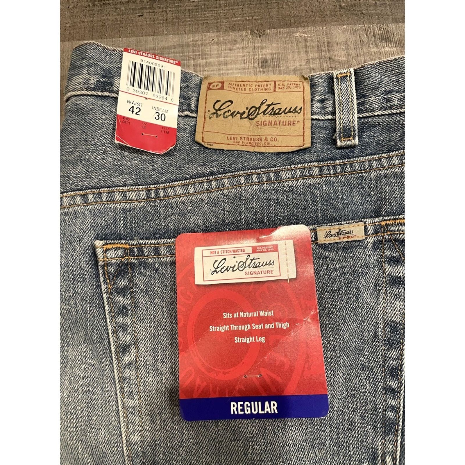 Levi's VINTAGE Levi's Jeans Relaxed Fit 42x30 5-Pocket Denim Blue Signature Stone Wash Mens Jeans Size US 42 / EU 58 - 3 Thumbnail
