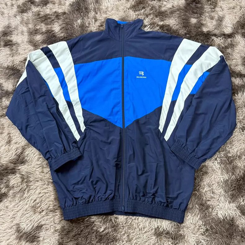 Balenciaga Balenciaga Sportyb Embroidered Blue and White Color-Block J Size US S / EU 44-46 / 1 - 1 Thumbnail